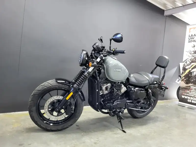 Hyosung Aquila 125 - foto 8