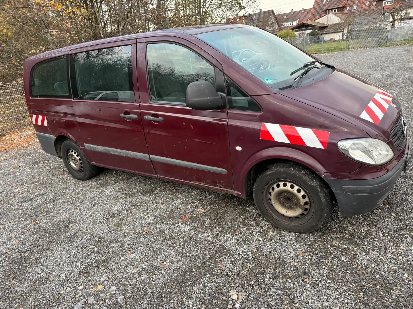 Mercedes-Benz Vito 115 CDI lang (639.703) Rot - 1