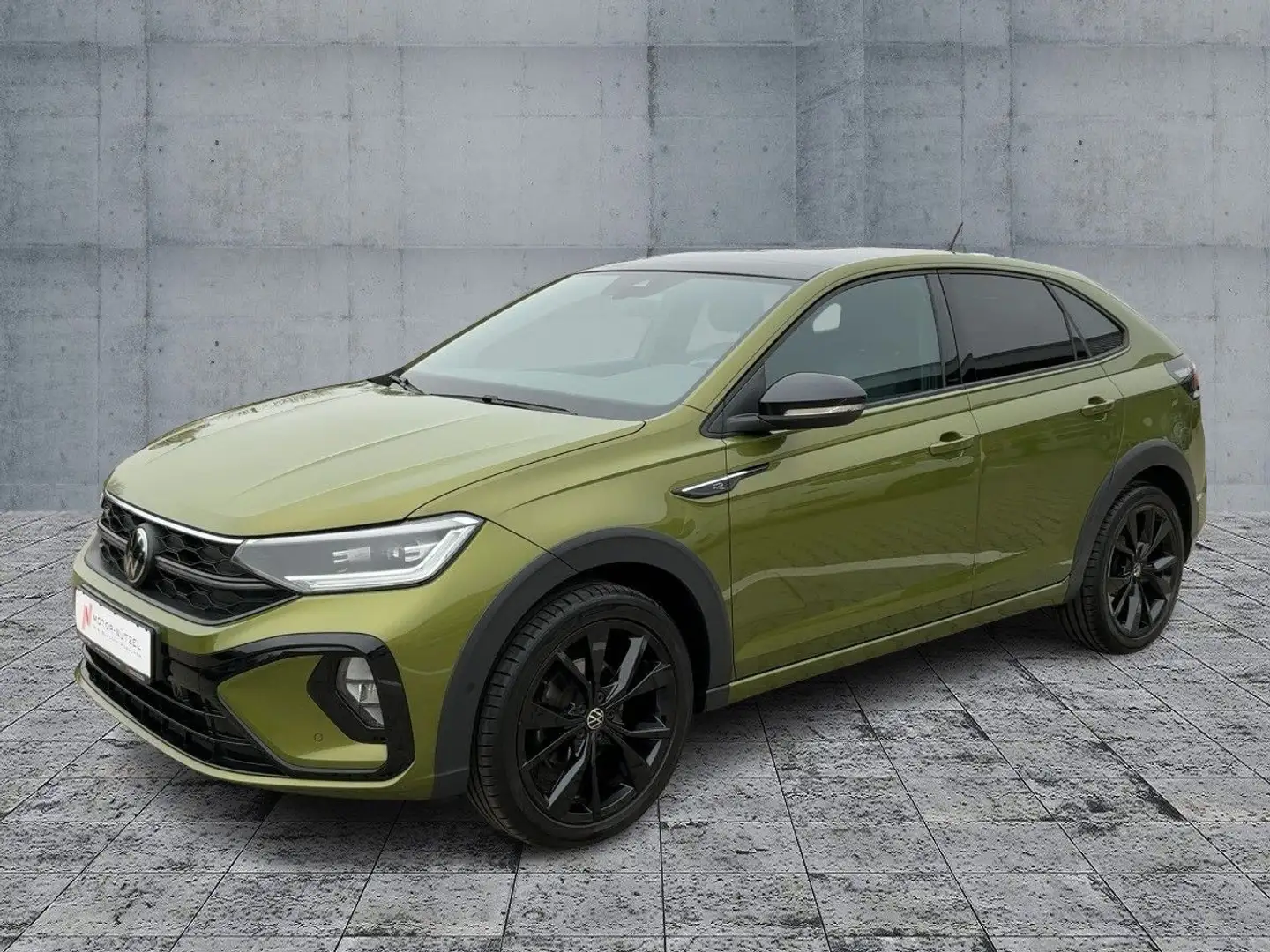Volkswagen Taigo 1.5 TSI DSG R-LINE MATRIX+NAVI+PANO+BEATS Grün - 2