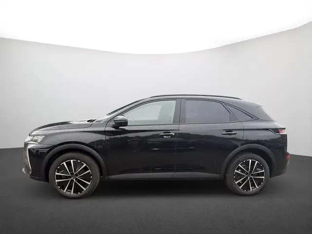 DS Automobiles DS 7 view 5