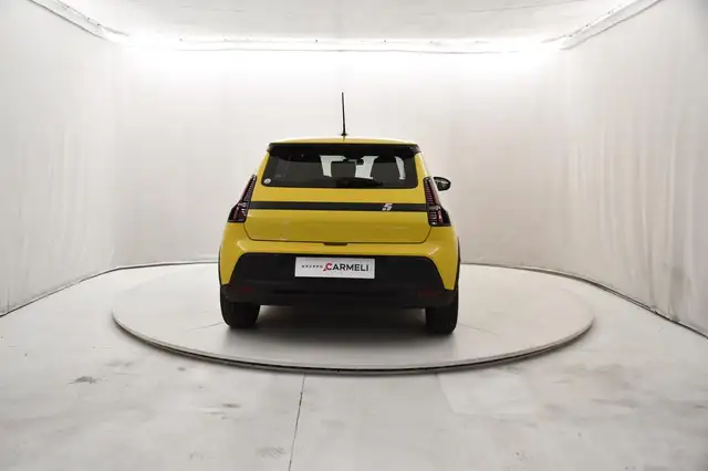 Renault R 5 view 4
