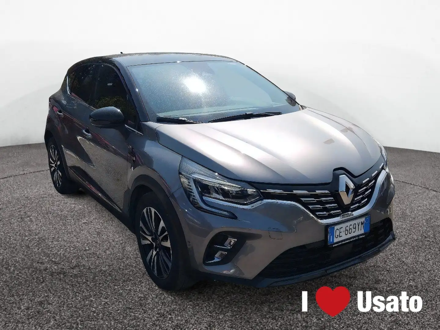Renault Captur II 2019 1.6 E-Tech phev Initiale Paris 160cv auto Grigio - 2