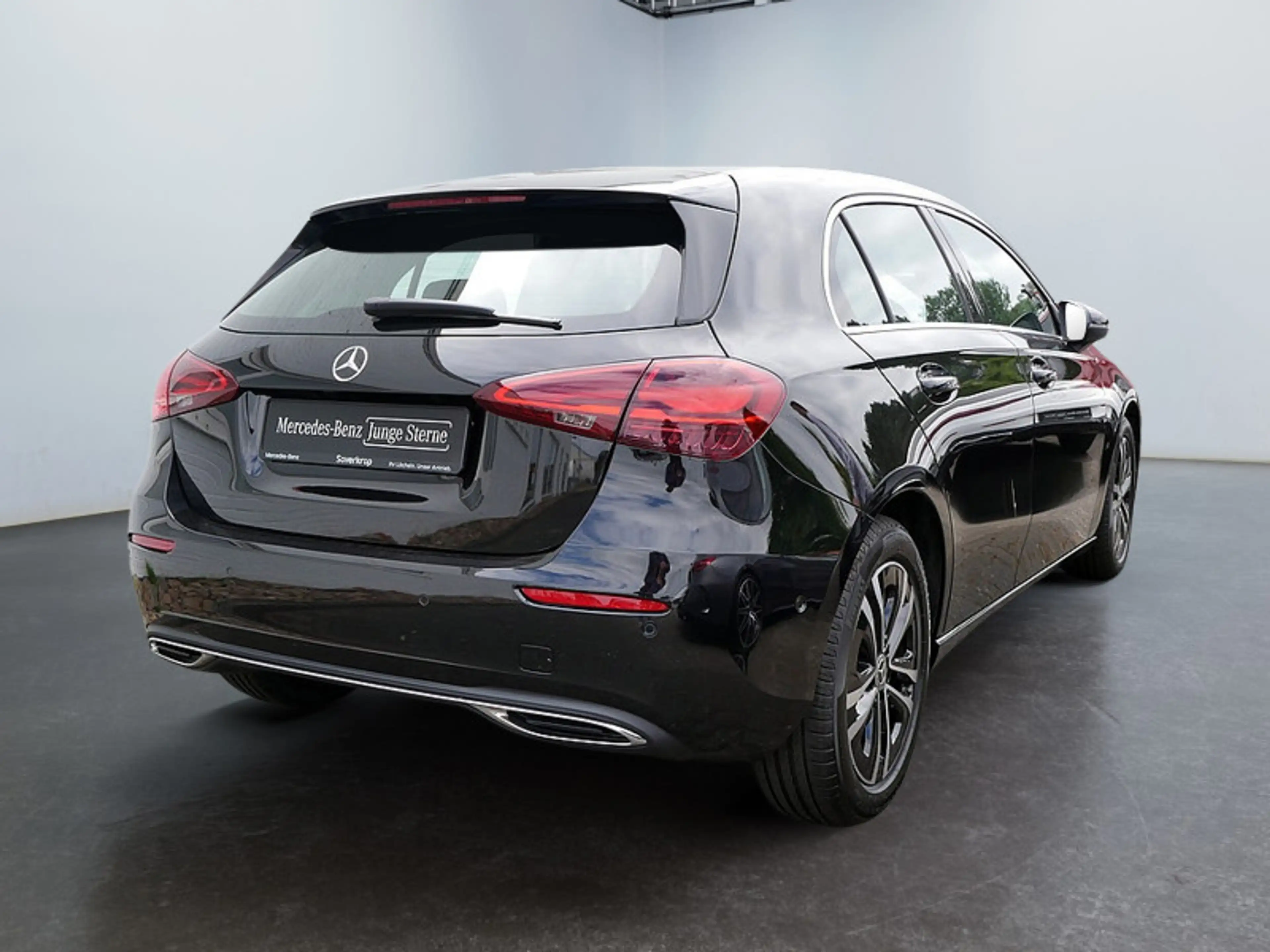 Mercedes-Benz A 180 , PROGRESSIVE KAMERA SPUR PDC SHZ — photo 5