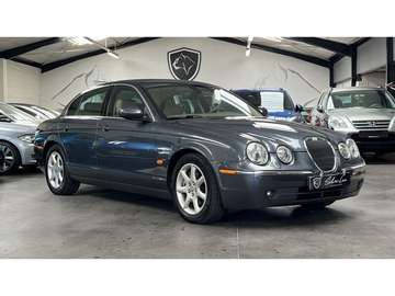 3.0 V6 238 EXECUTIVE / BOITE AUTO ZF6 PHASE 3 / HISTORIQUE DISPONIBLE