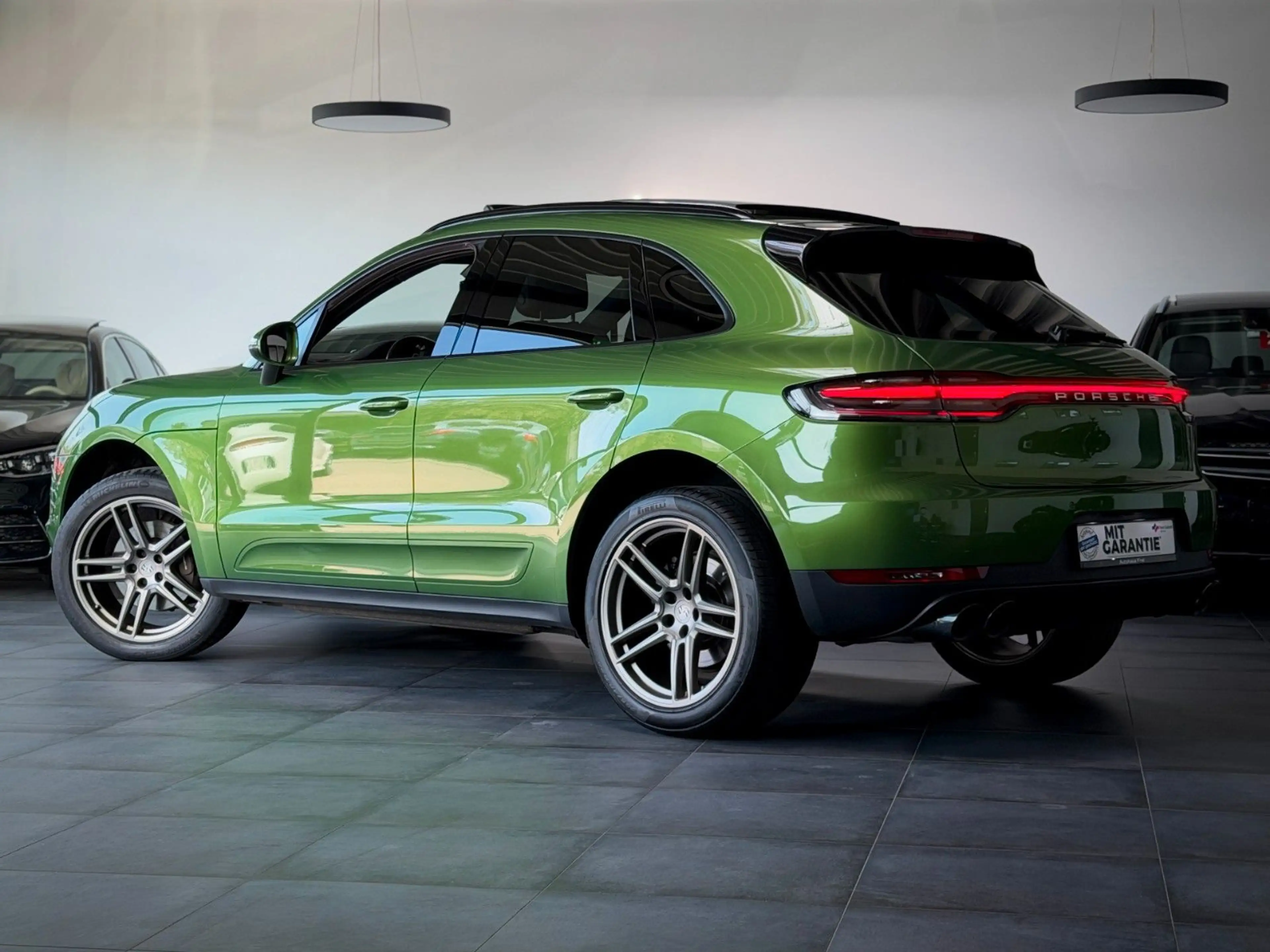 Porsche Macan *1.Hand*Pano*BOSE*Carplay*DAB+*AHK-Elektr* — photo 2