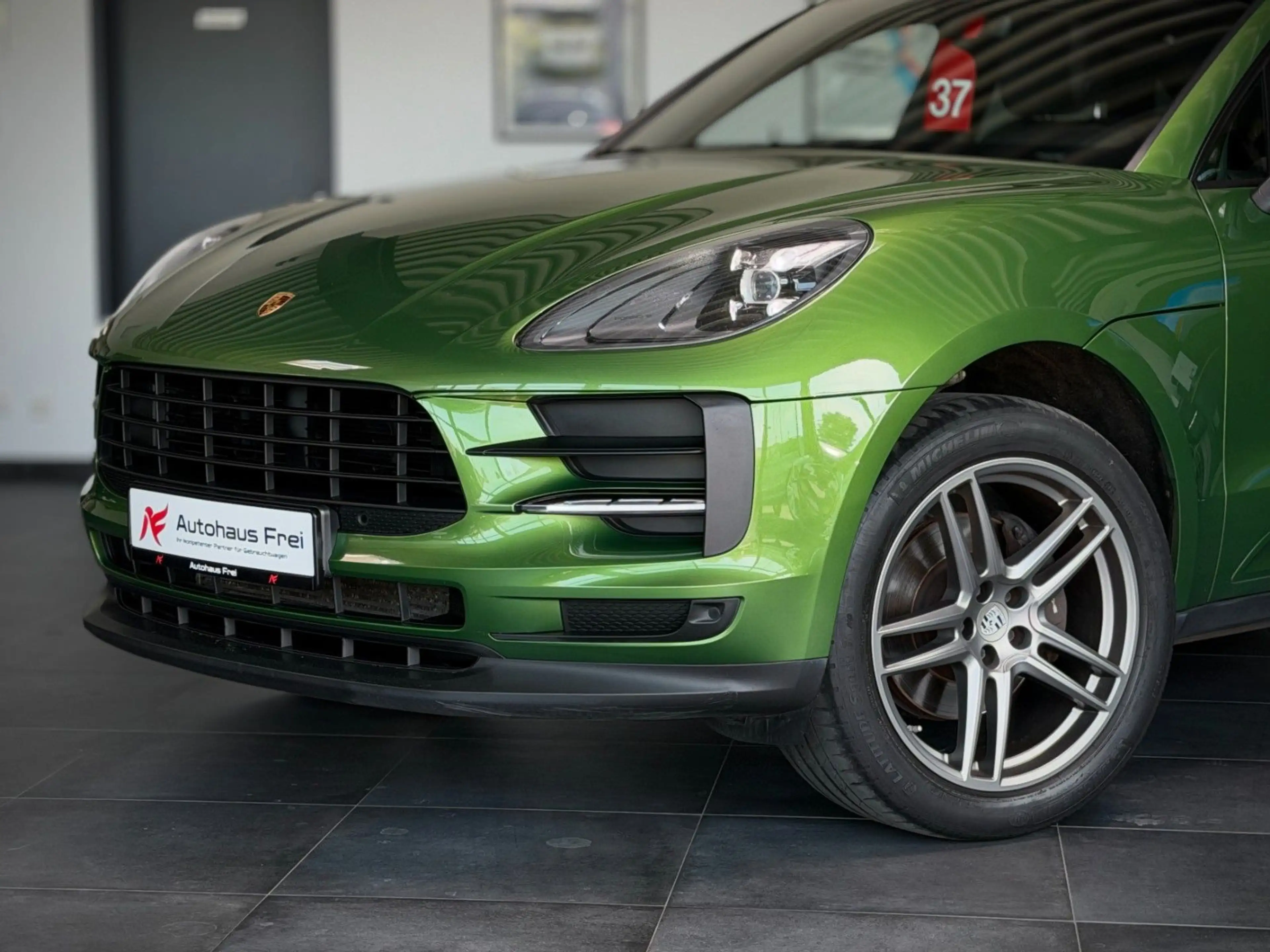 Porsche Macan *1.Hand*Pano*BOSE*Carplay*DAB+*AHK-Elektr* — photo 9