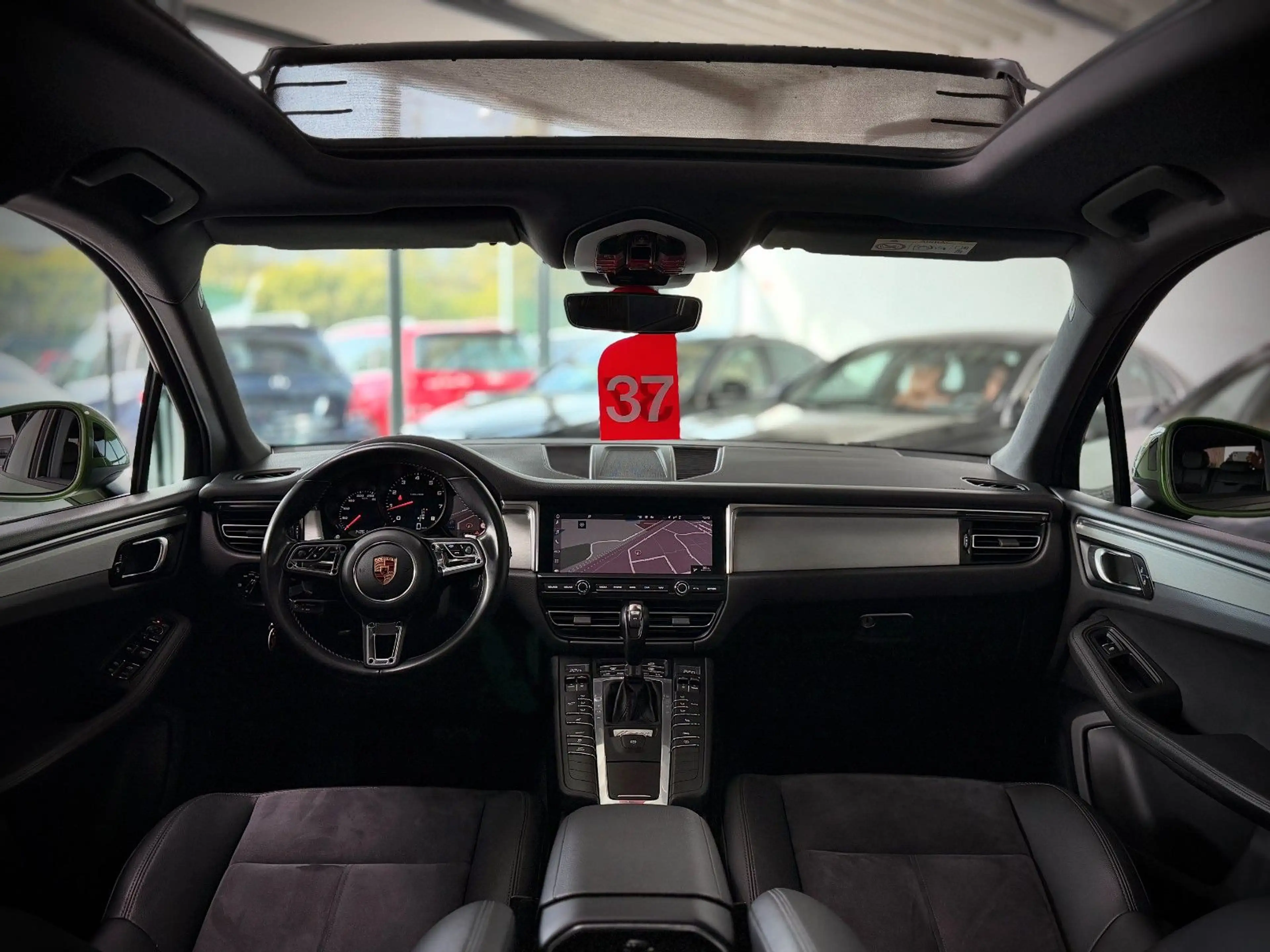 Porsche Macan *1.Hand*Pano*BOSE*Carplay*DAB+*AHK-Elektr* — photo 3