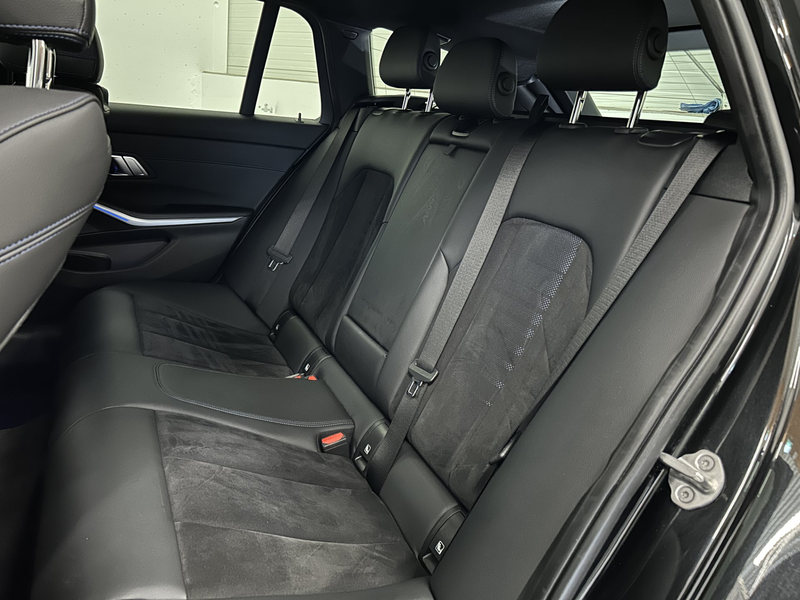 BMW 318 d *Modell M-Sport* — photo 14
