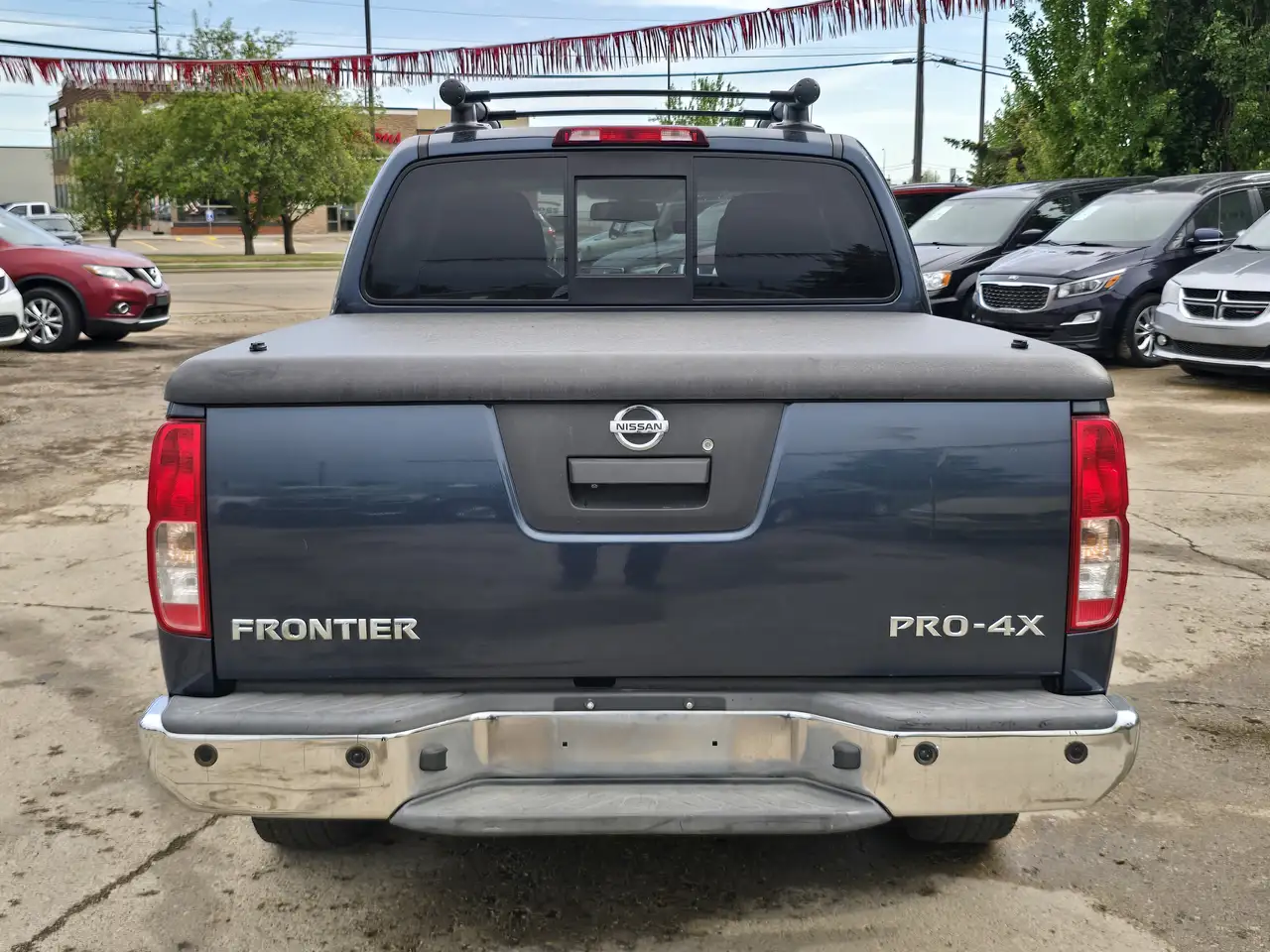 Nissan Frontier снимка Nissan Frontier