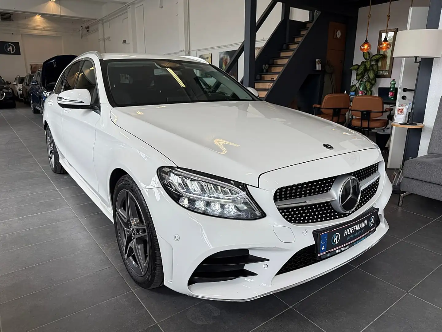Mercedes-Benz C 200 dt AMG-Line Weiß - 1