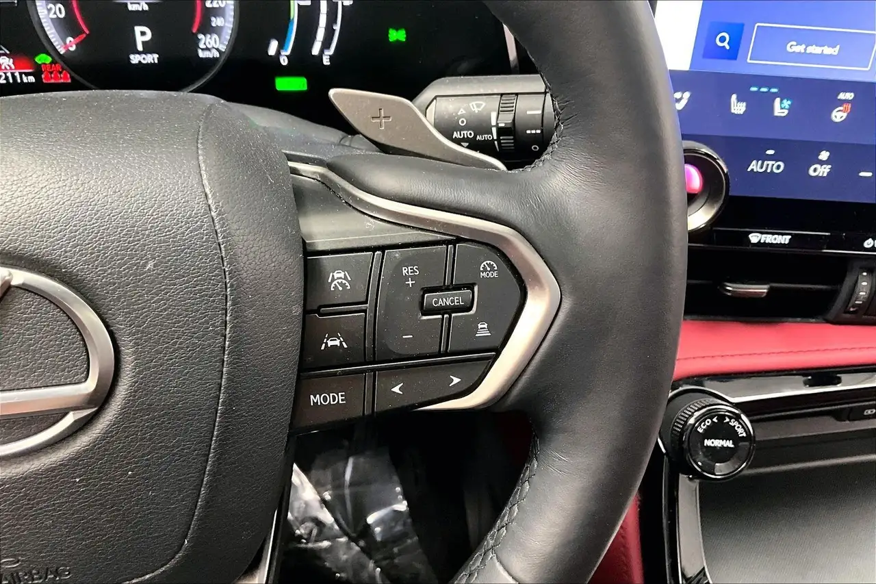 Lexus NX снимка Lexus NX