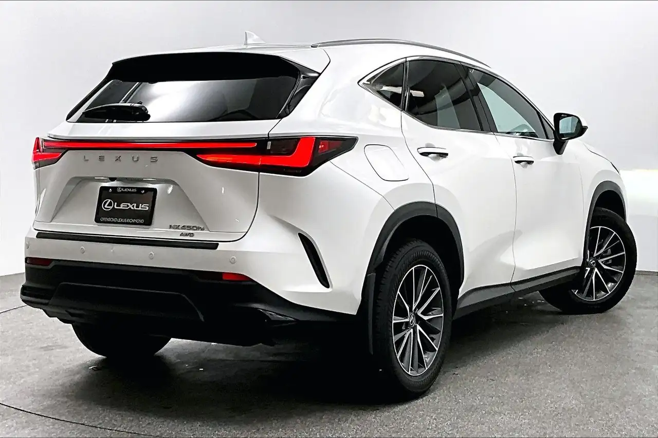 Lexus NX снимка Lexus NX