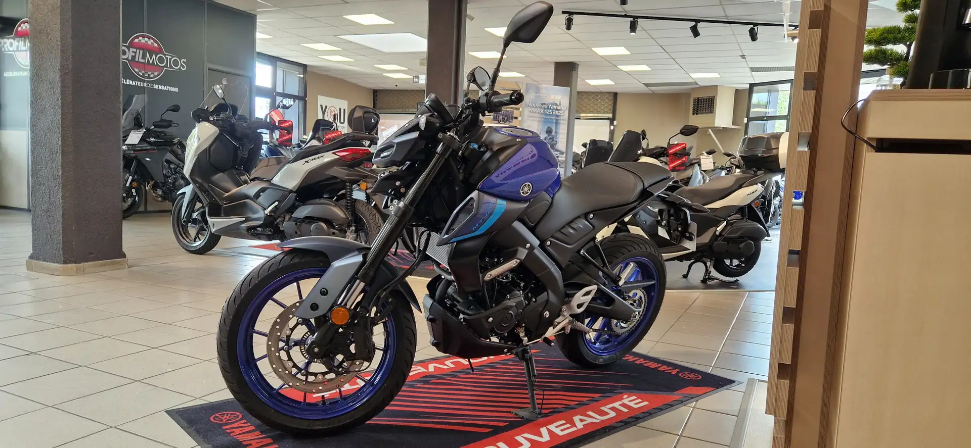 Yamaha MT-125 Bleu - 2