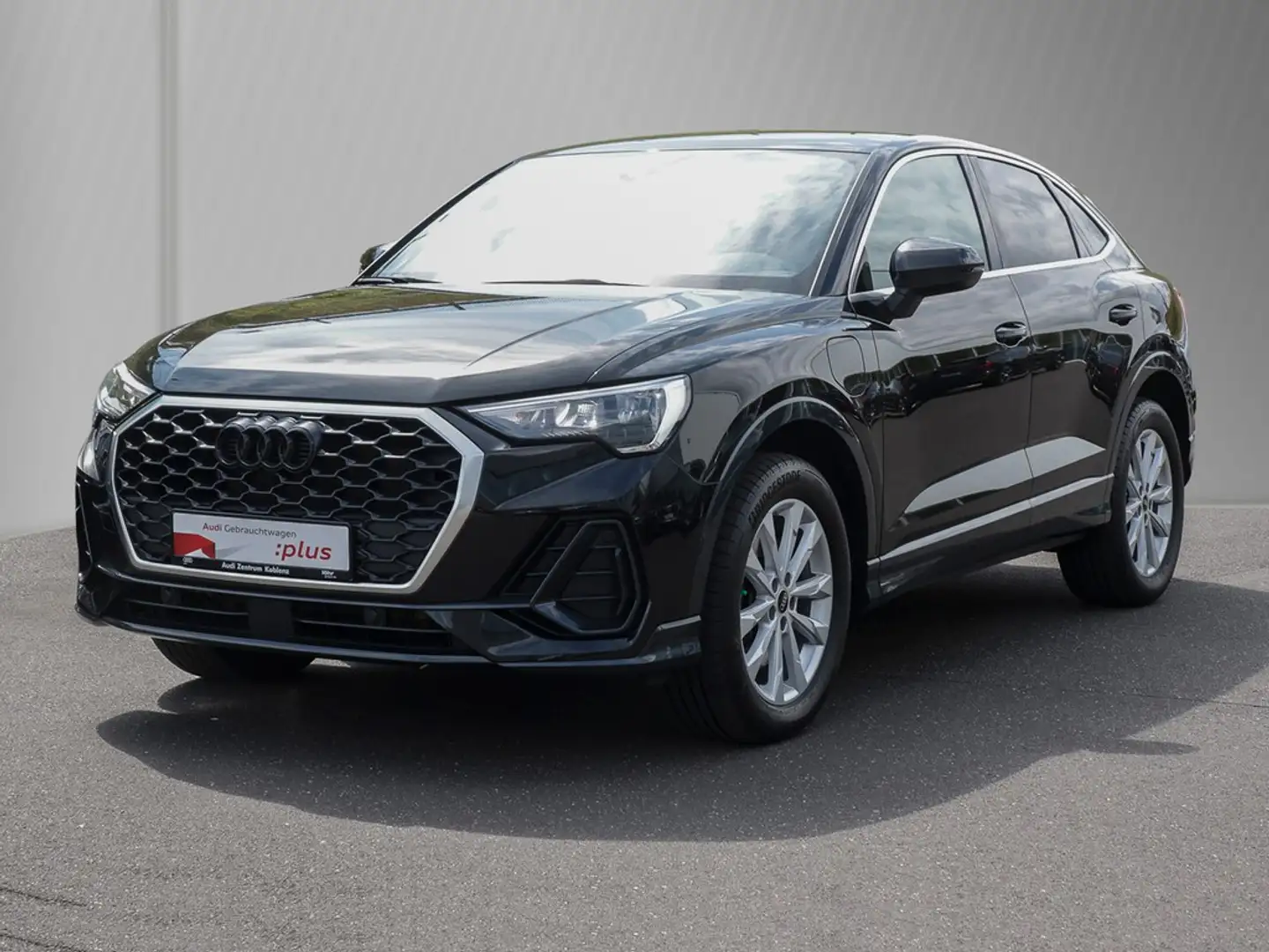 Audi Q3 Sportback 45 TFSIe Kamera ACC AHK Navi+ Schwarz - 2