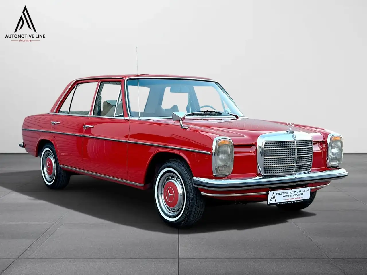 Mercedes-Benz 220 STRICH ACHT/8 220 D W115/AUTOMATIK/SCHIEBEDACH/, foto 1
