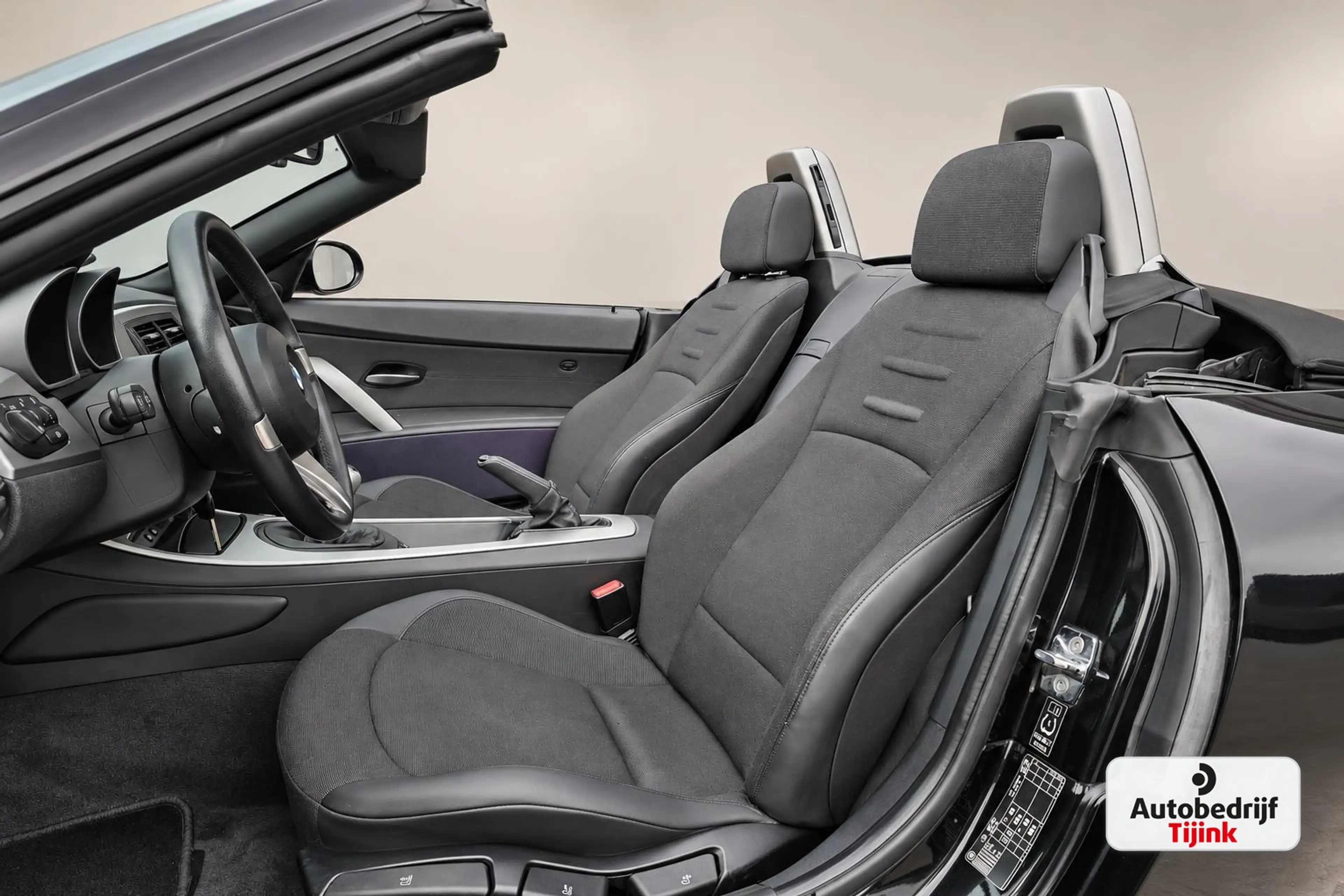 BMW Z4 Roadster 2.0i Introduction Cabrio | Softtop | Airc — photo 3