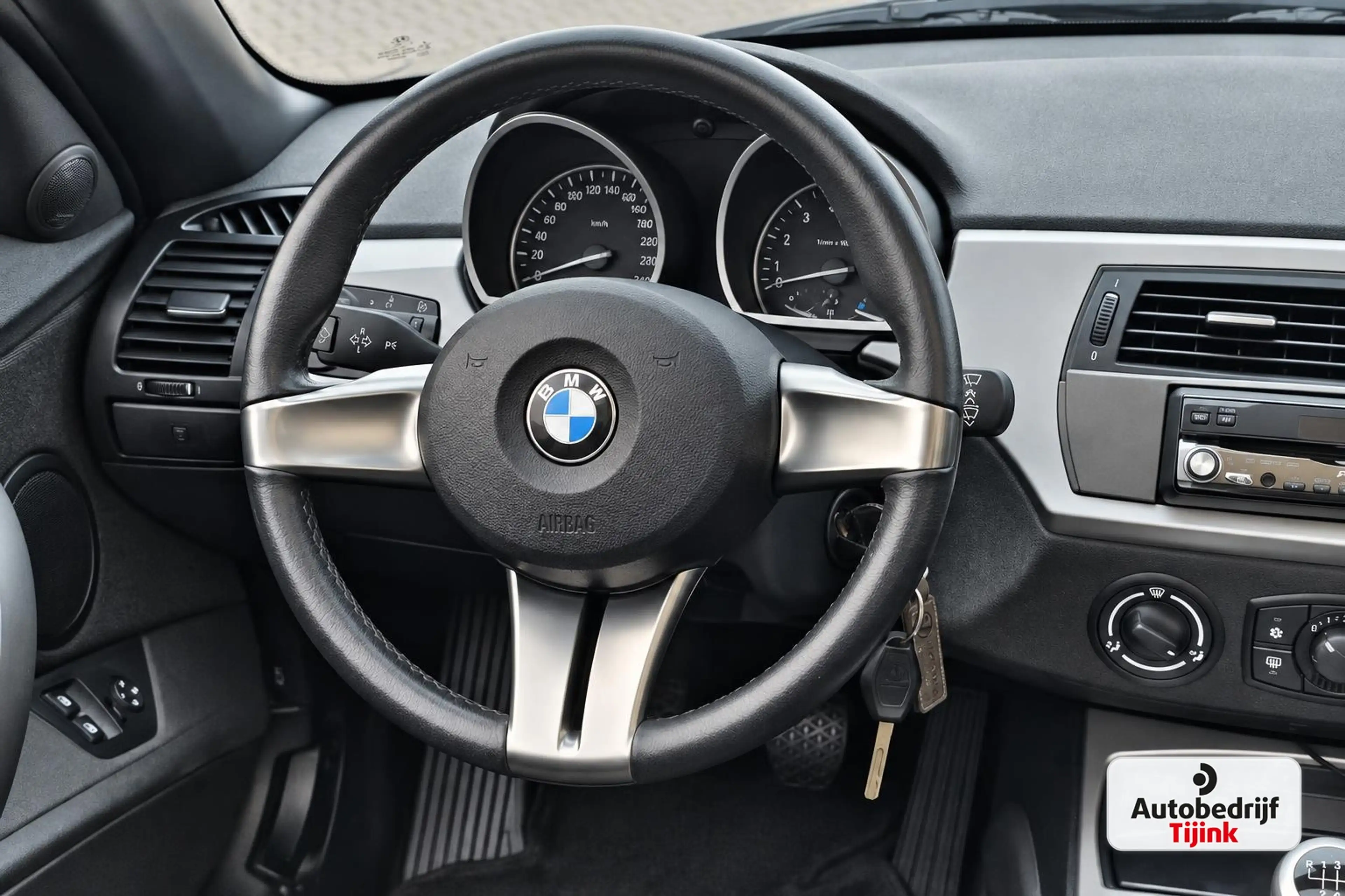 BMW Z4 Roadster 2.0i Introduction Cabrio | Softtop | Airc — photo 2