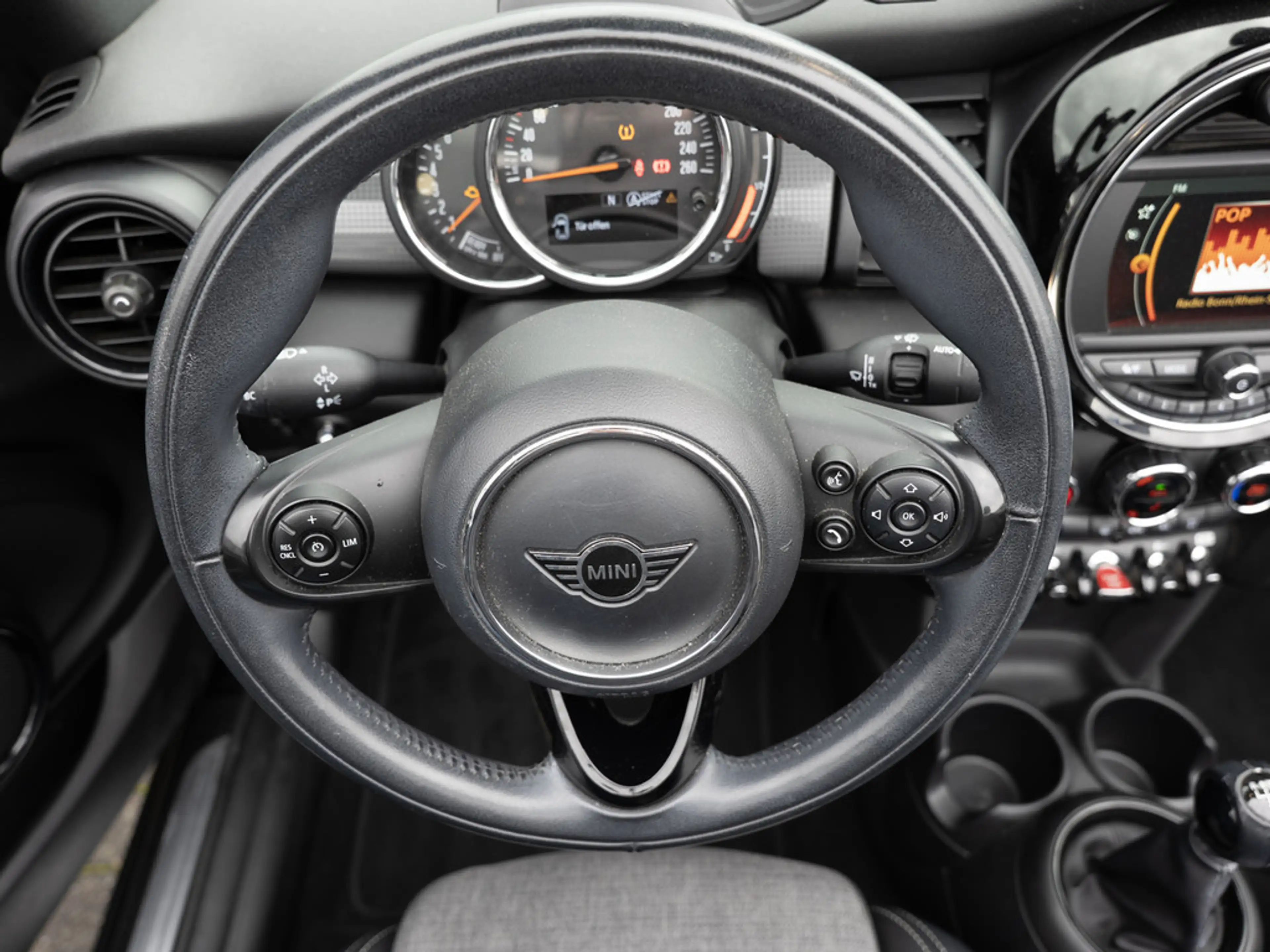 MINI Cooper Cabrio Chili LED PDC KLIMAAUTOMATIK — photo 13