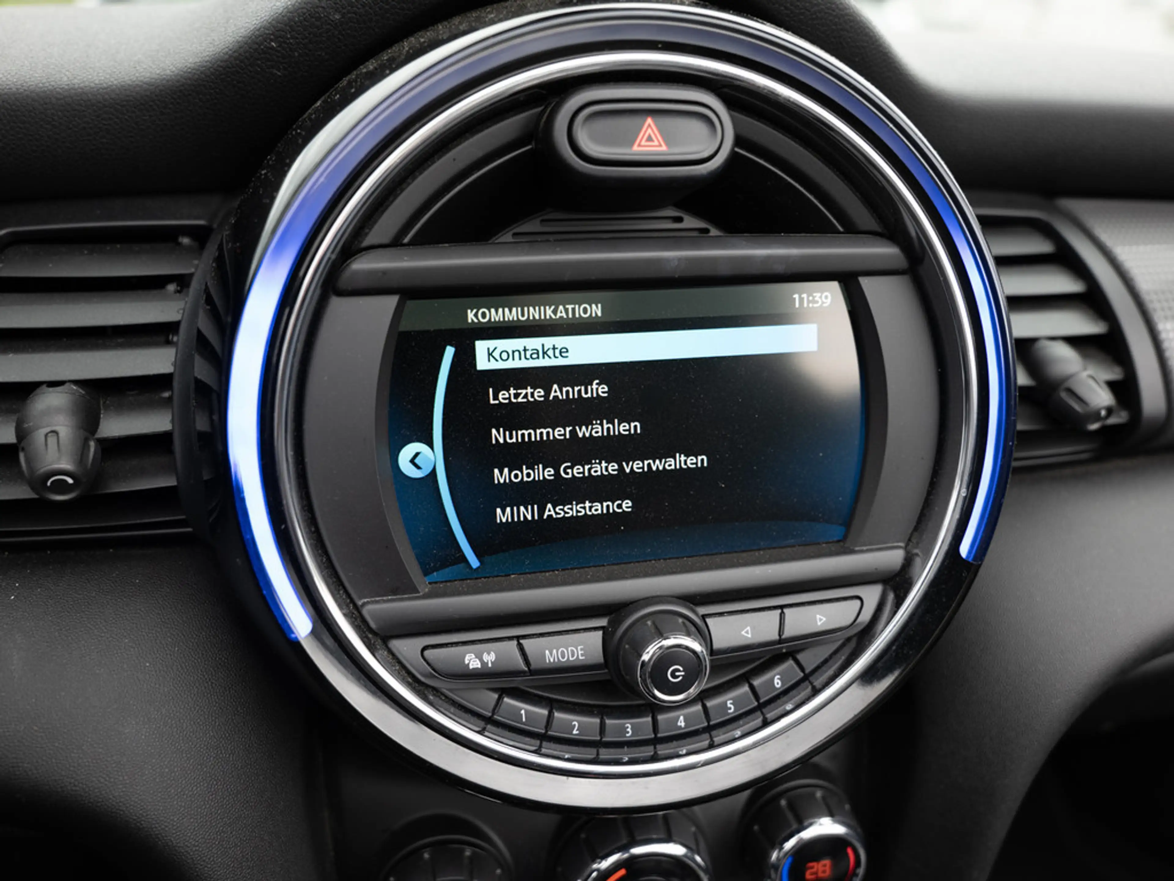MINI Cooper Cabrio Chili LED PDC KLIMAAUTOMATIK — photo 15