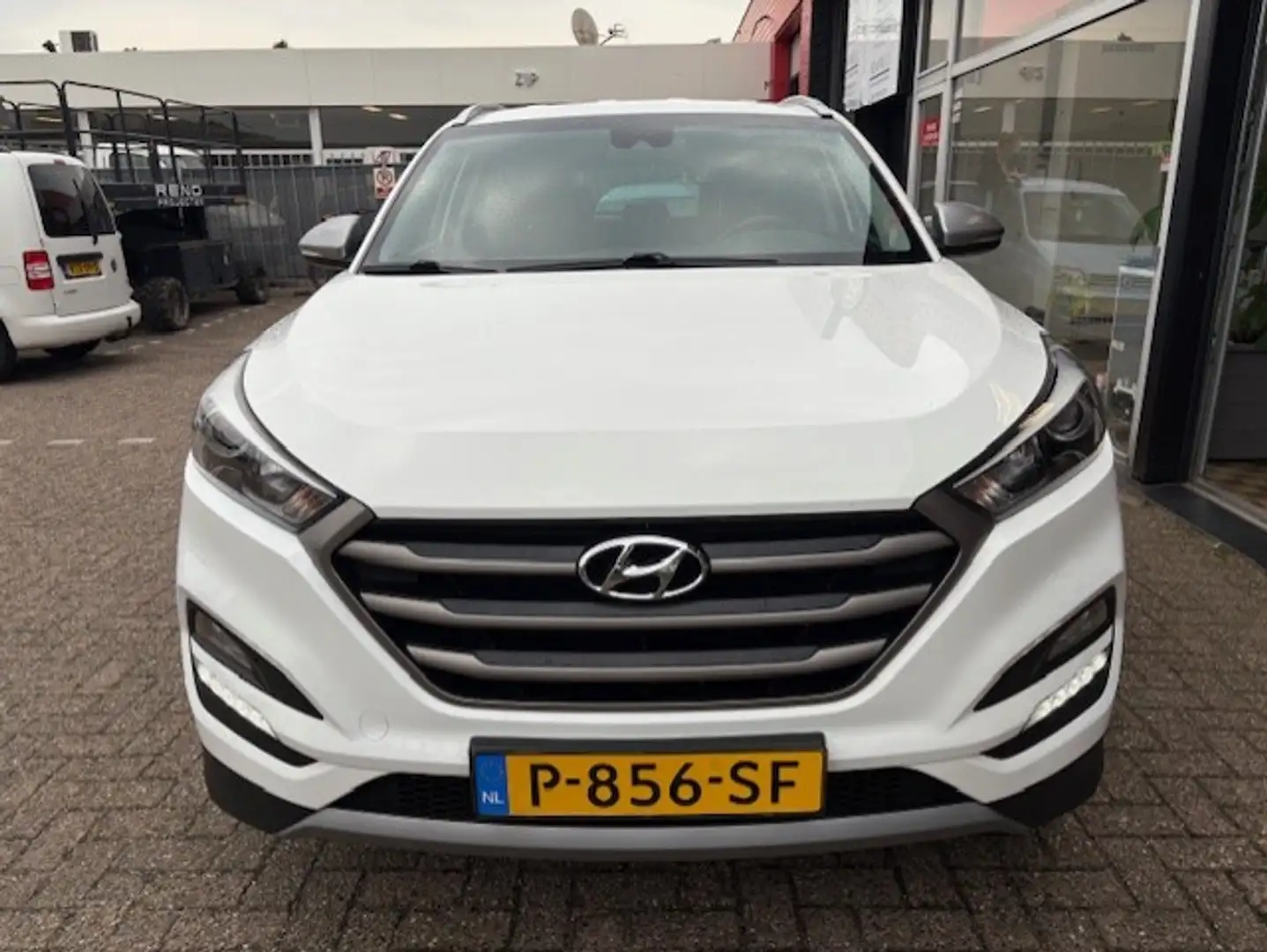 Hyundai TUCSON 1.6 GDi Comfort 2 EIGENAAR  * DEALERONDERHOUDEN * Wit - 2
