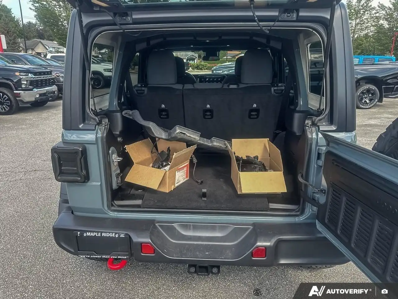 Jeep Wrangler снимка Jeep Wrangler