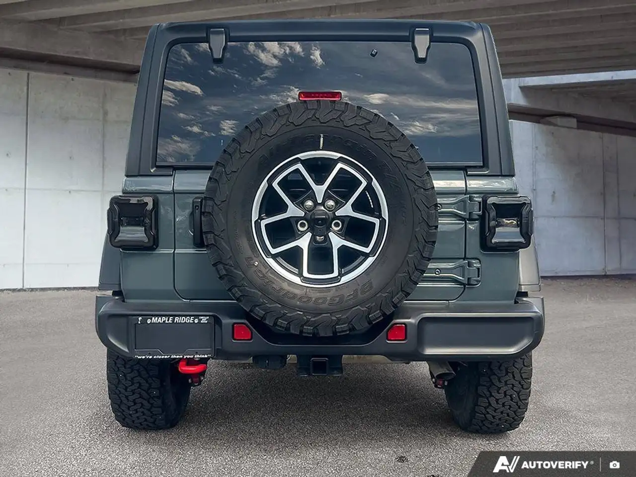Jeep Wrangler снимка Jeep Wrangler