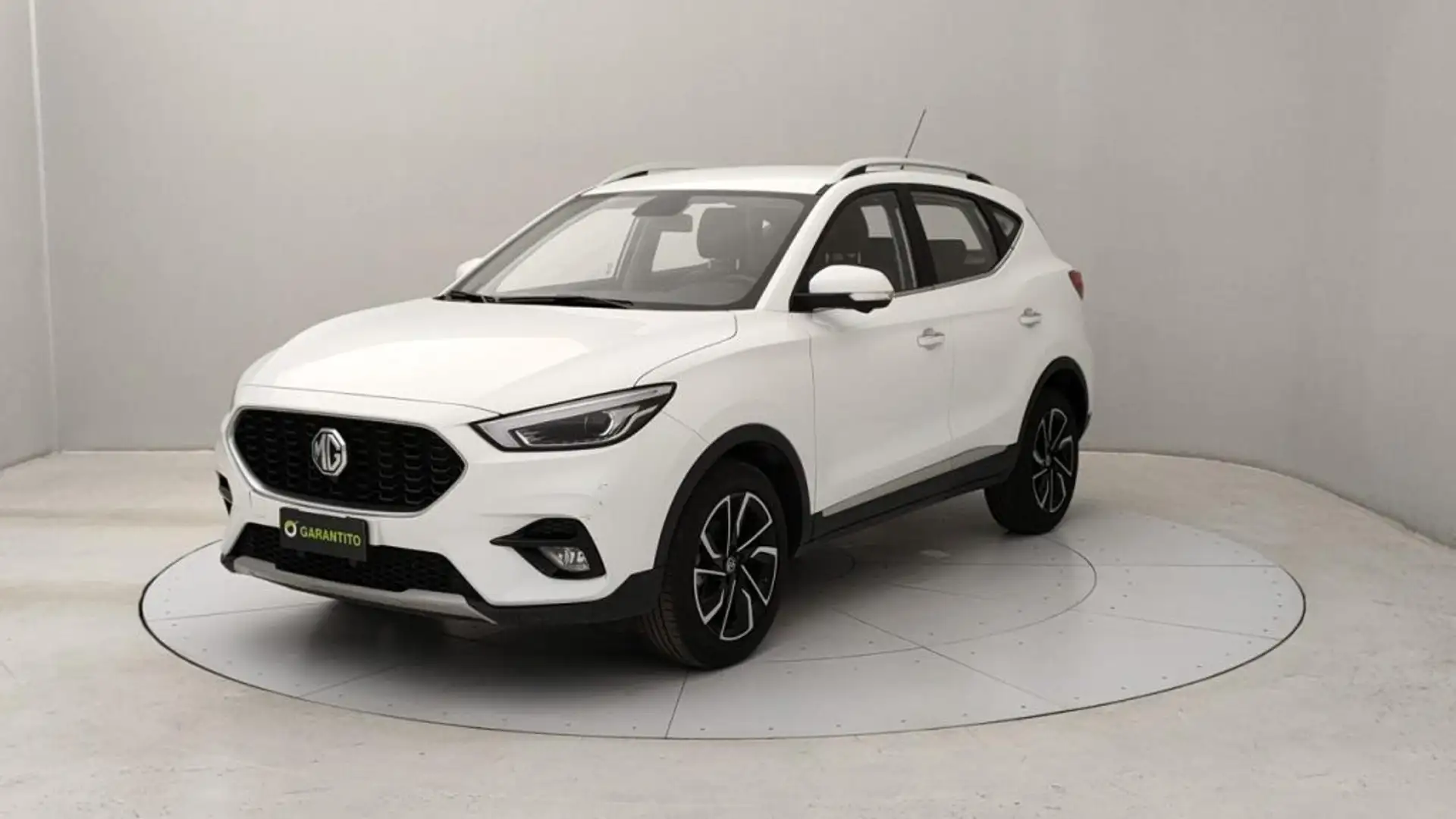 MG ZS 1.5 Luxury Blanc - 1