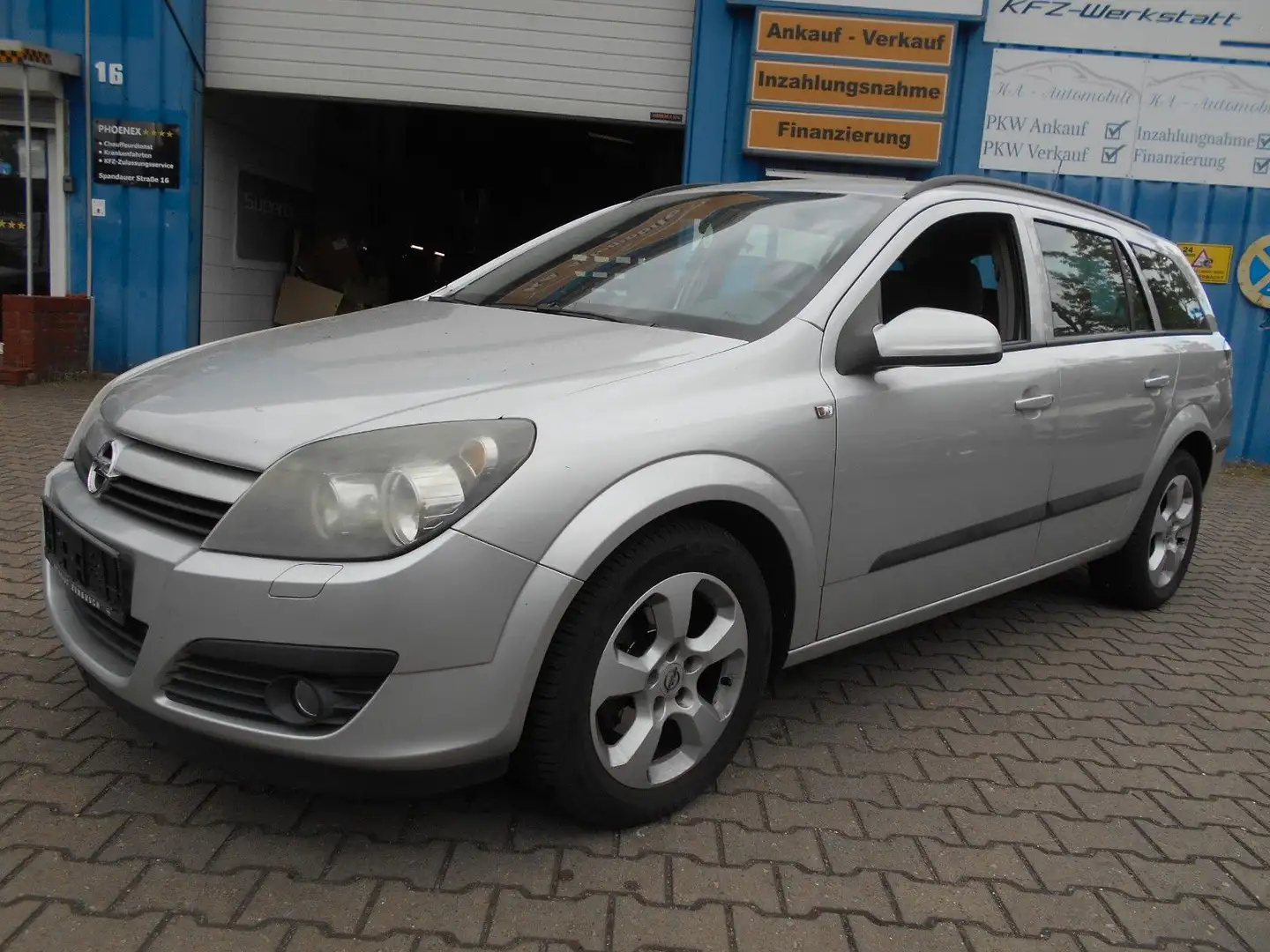 Opel Astra H Caravan Edition Argent - 1
