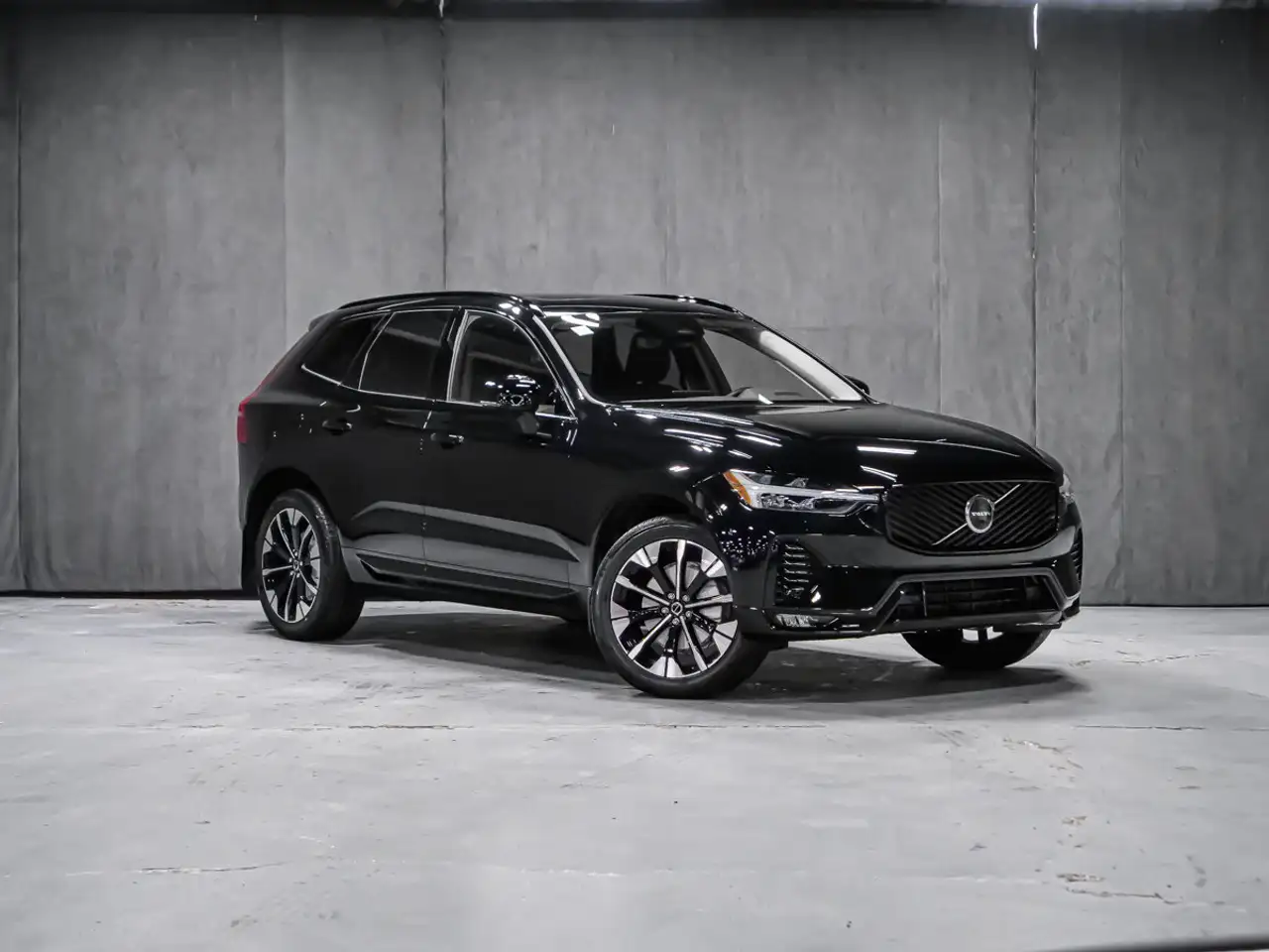 Volvo XC60 снимка Volvo XC60