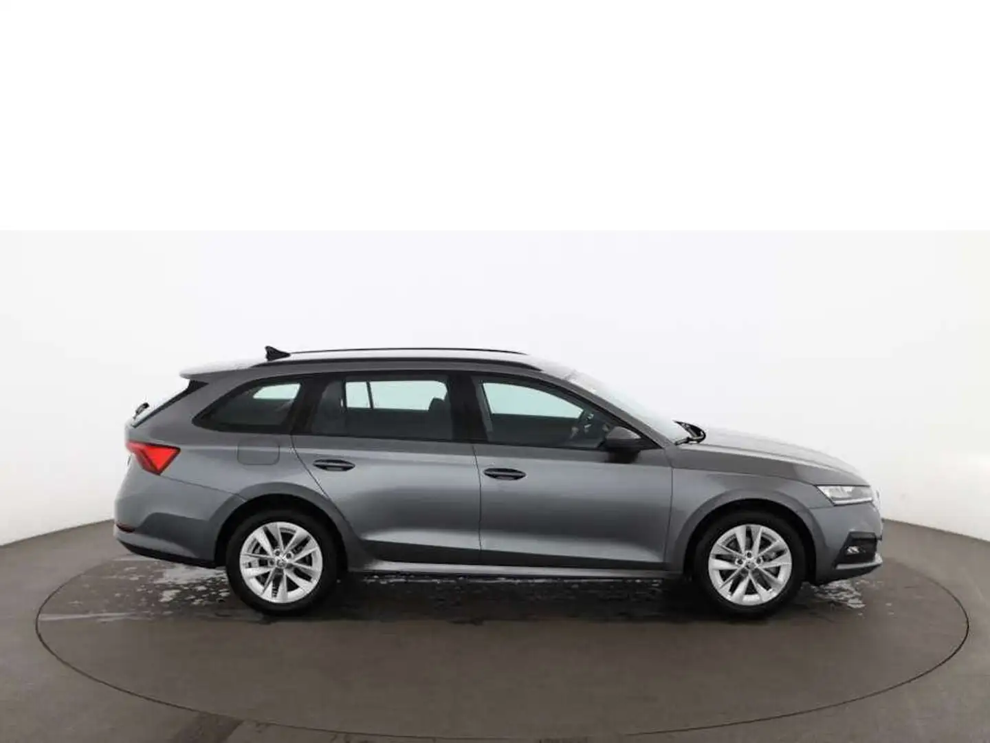 Skoda Octavia Combi 1.4 TSI Ambition iV Aut LED SITZHZG Grau - 2