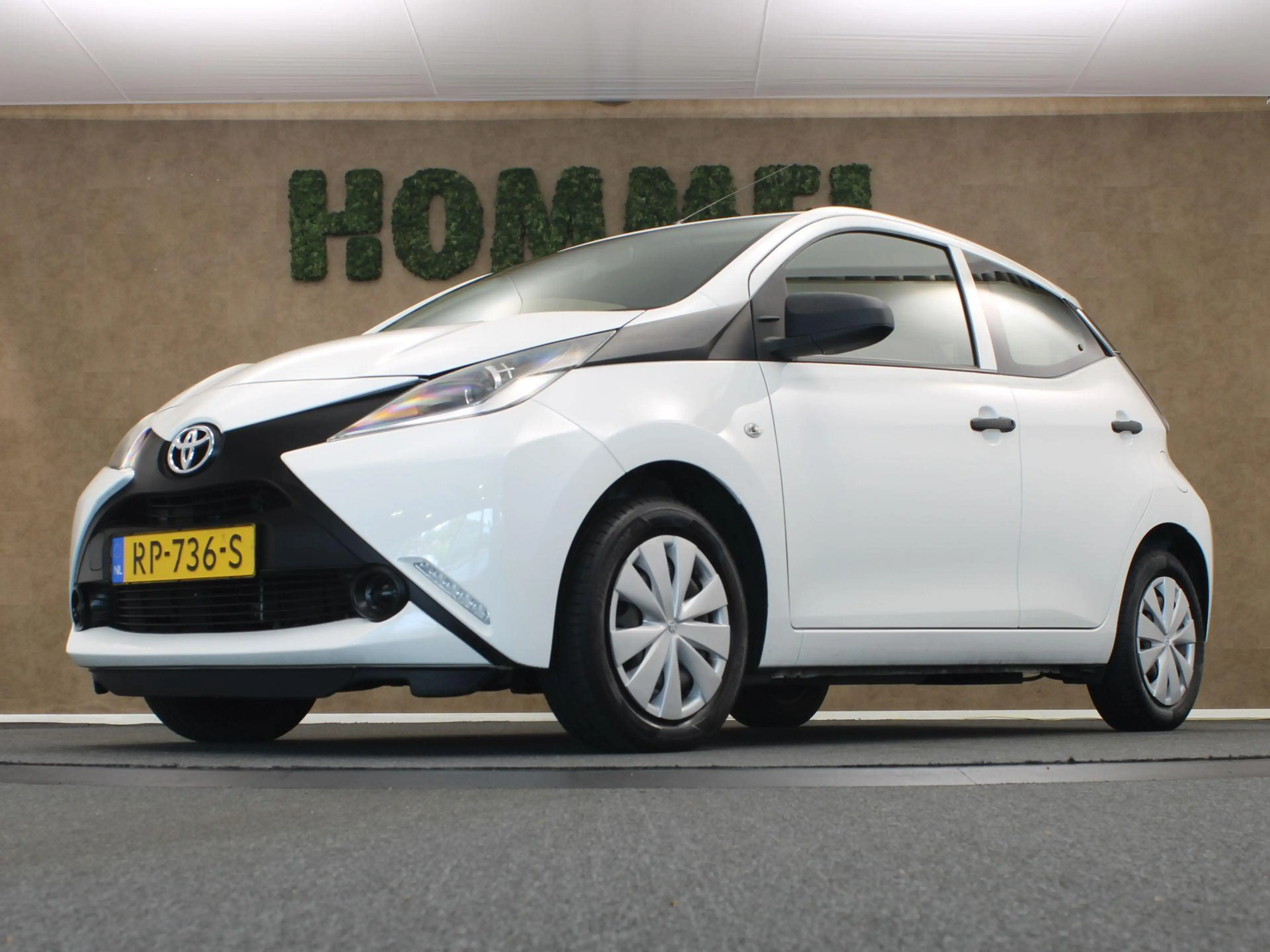 Toyota Aygo 1.0 VVT-i x-fun - ORIGINEEL NEDERLANDSE AUTO - AIR — photo 5