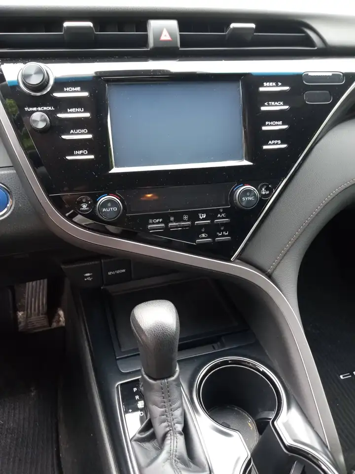 Toyota Camry снимка Toyota Camry