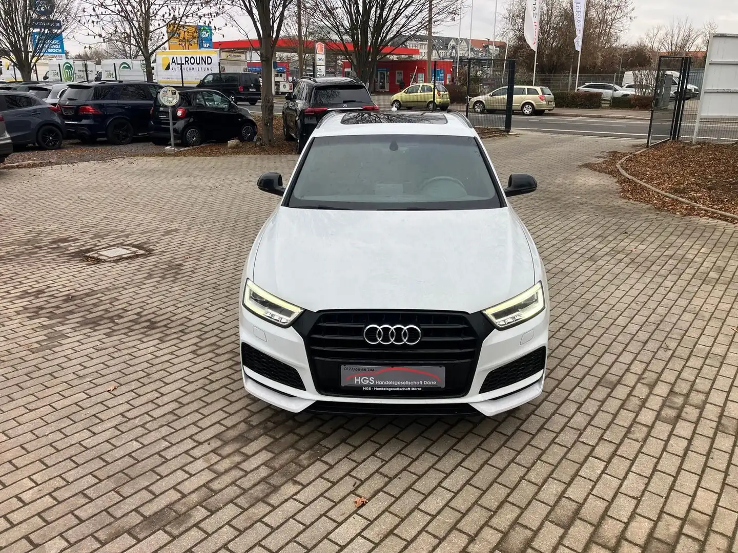 Audi Q3 S Q3 S - Line Klima Navi Plus Xenon 19 Zoll Blanc - 2