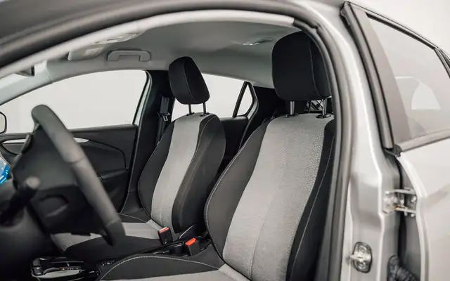 Opel Corsa view 8