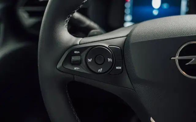 Opel Corsa view 12