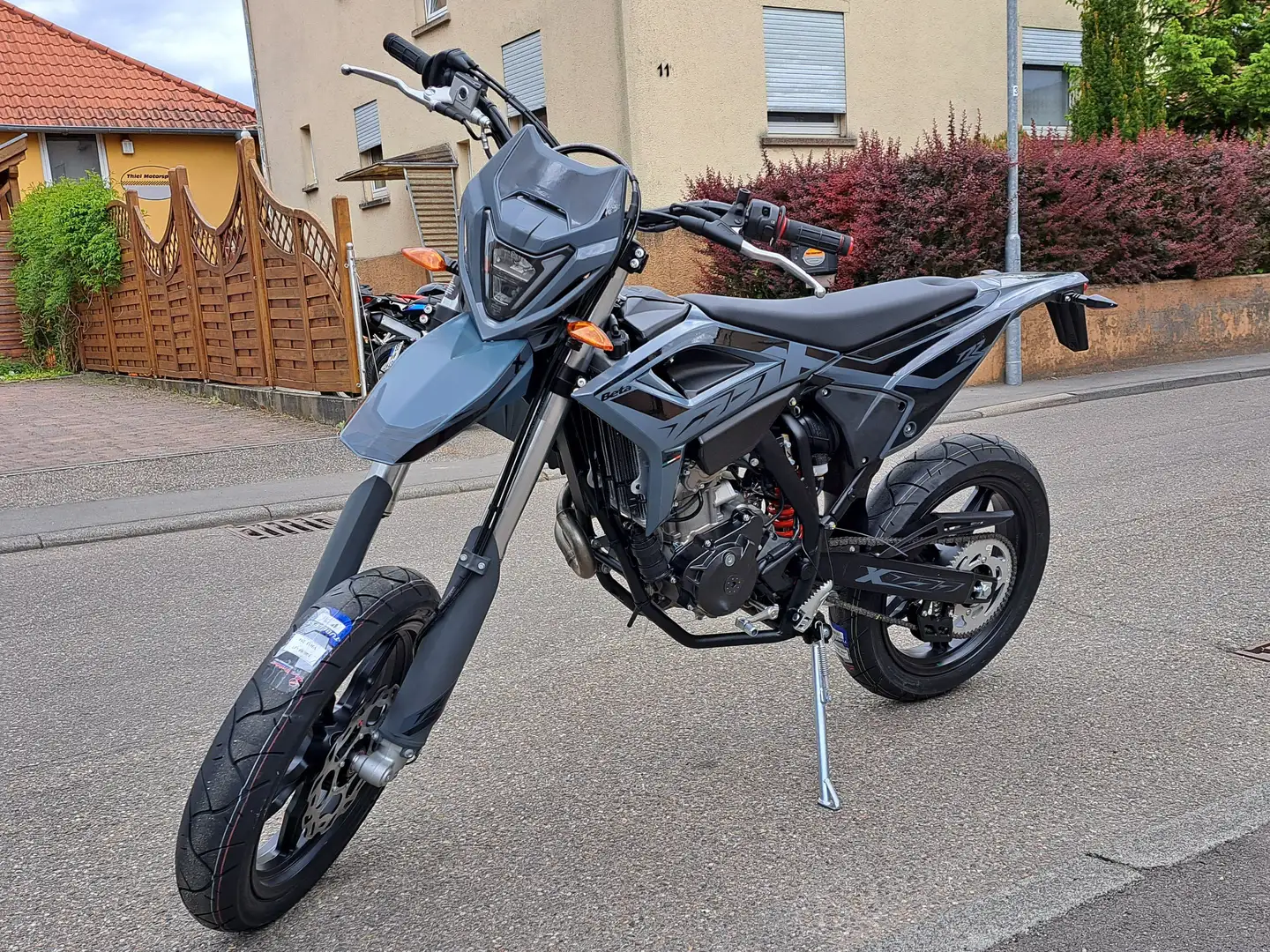 Beta RR 125 X Gris - 2