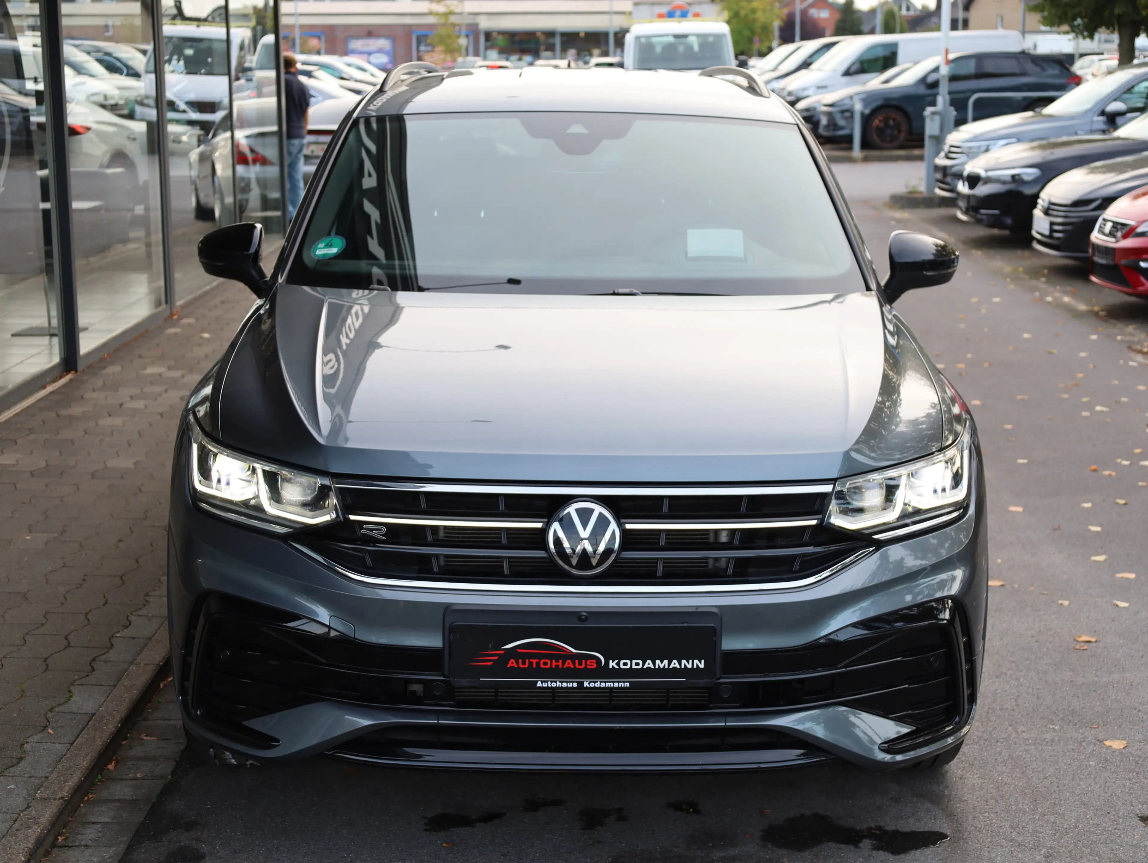 Volkswagen Tiguan Allspace R-Line 4Motion*AHK*HUD* 7 Sitzer — photo 3