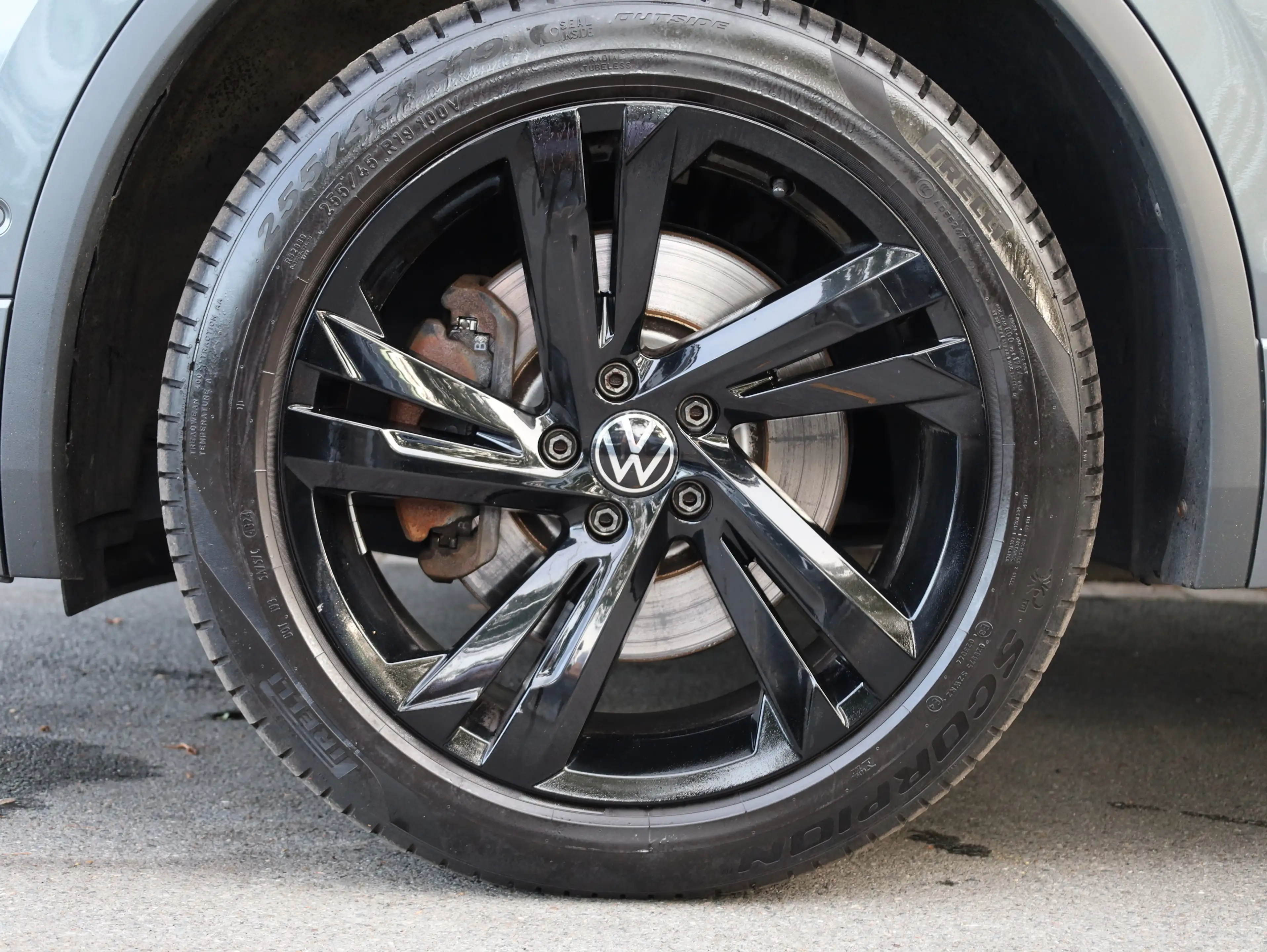 Volkswagen Tiguan Allspace R-Line 4Motion*AHK*HUD* 7 Sitzer — photo 9
