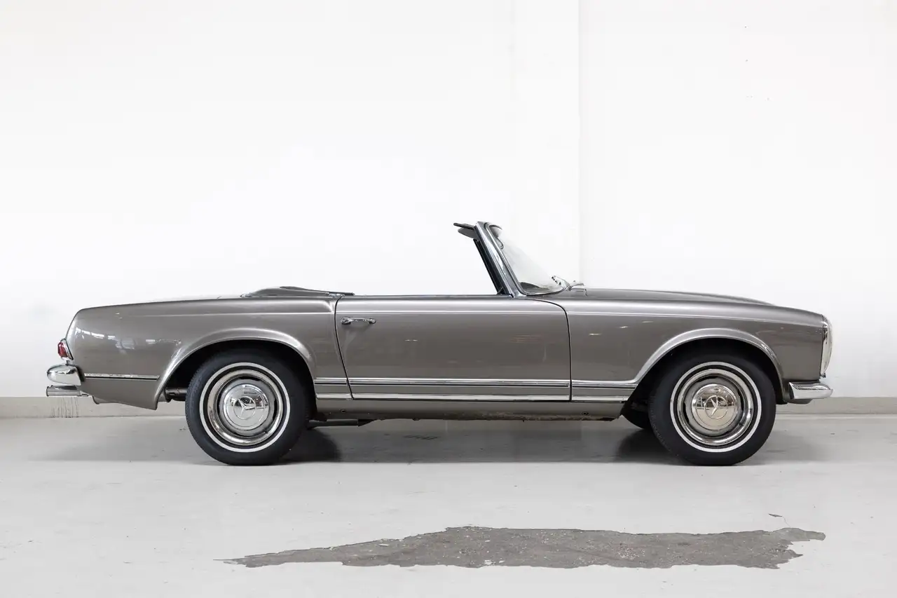 Mercedes-Benz SL 230 - 4 Speed - Nut & Bolt Restoration -, foto 4