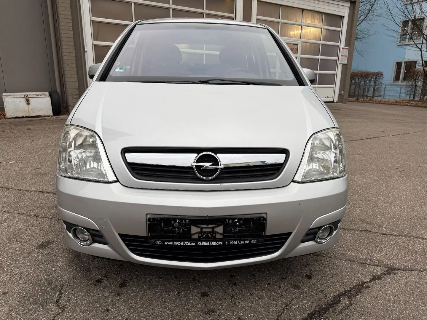 Opel Meriva Cosmo KLIMAAUTOMATIK-SERVO-ZV-TÜV-NEU Silber - 2