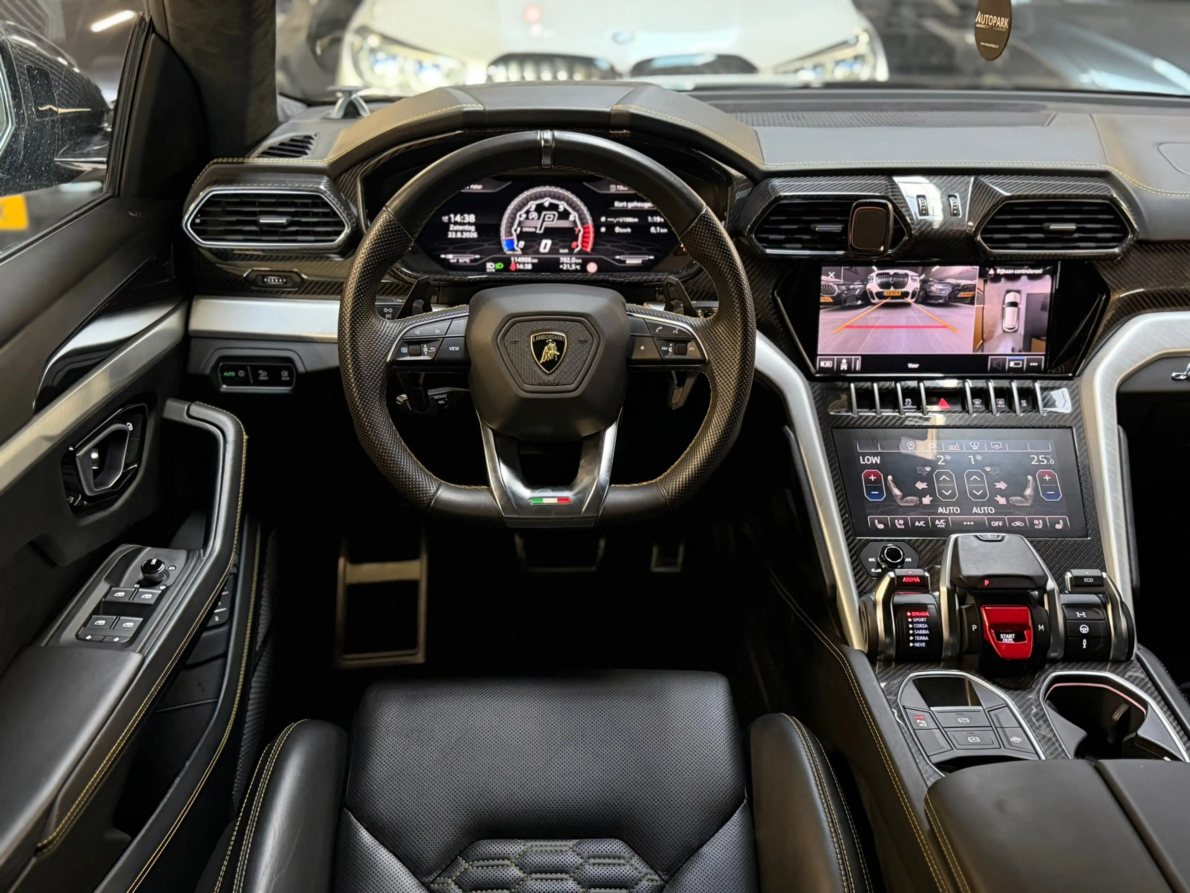 Lamborghini Urus 4.0 V8 |PANO|AKRAPOVIC|B&O|MASSAGE|CERAMIC|HuD|CAR — photo 13