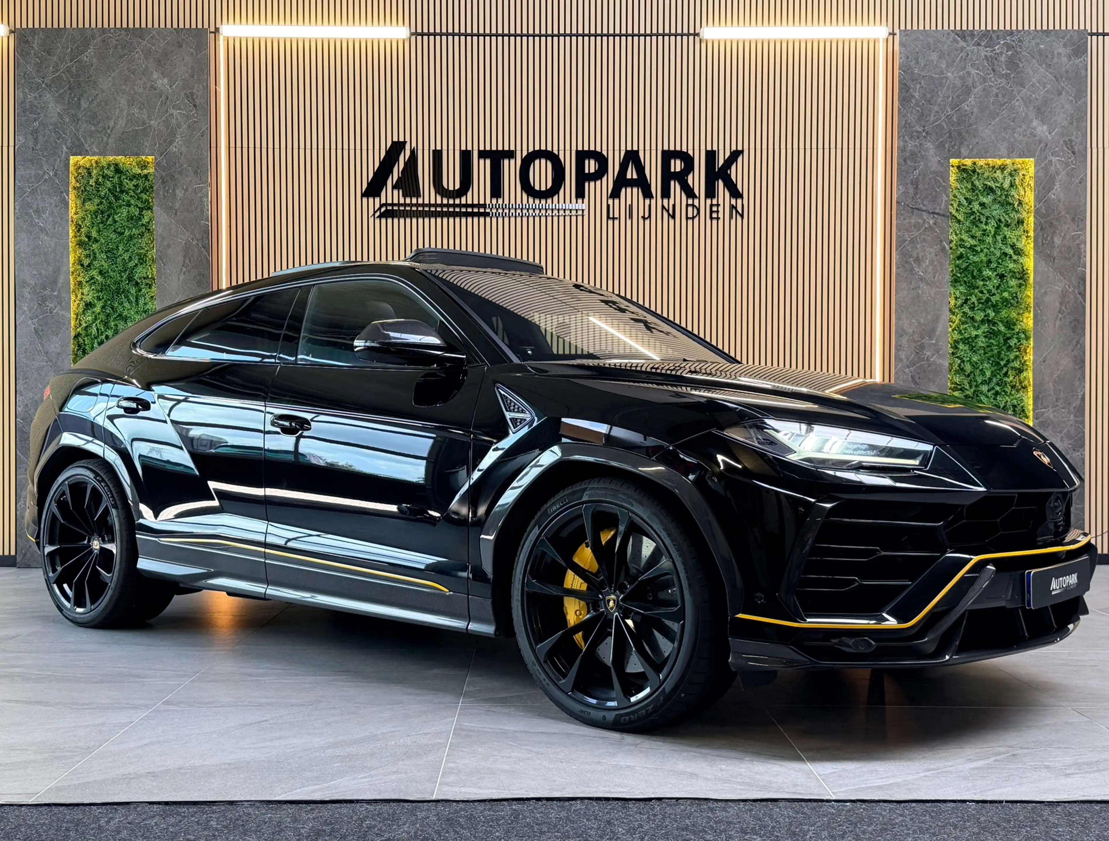 Lamborghini Urus 4.0 V8 |PANO|AKRAPOVIC|B&O|MASSAGE|CERAMIC|HuD|CAR — photo 7