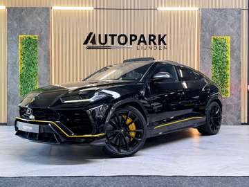 4.0 V8 |PANO|AKRAPOVIC|B&O|MASSAGE|CERAMIC|HuD|CAR