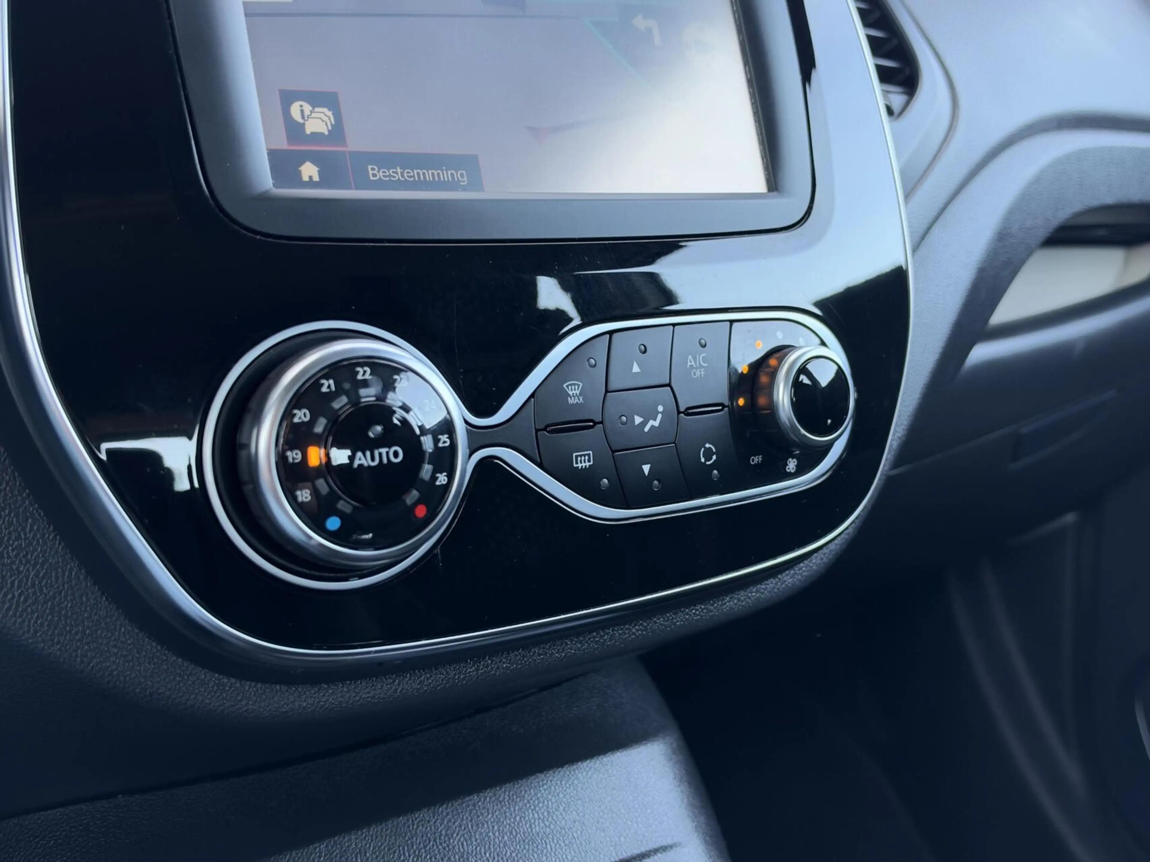 Renault Captur 0.9 TCe Intens | Navigatie | Cruise | Climate | LE — photo 15