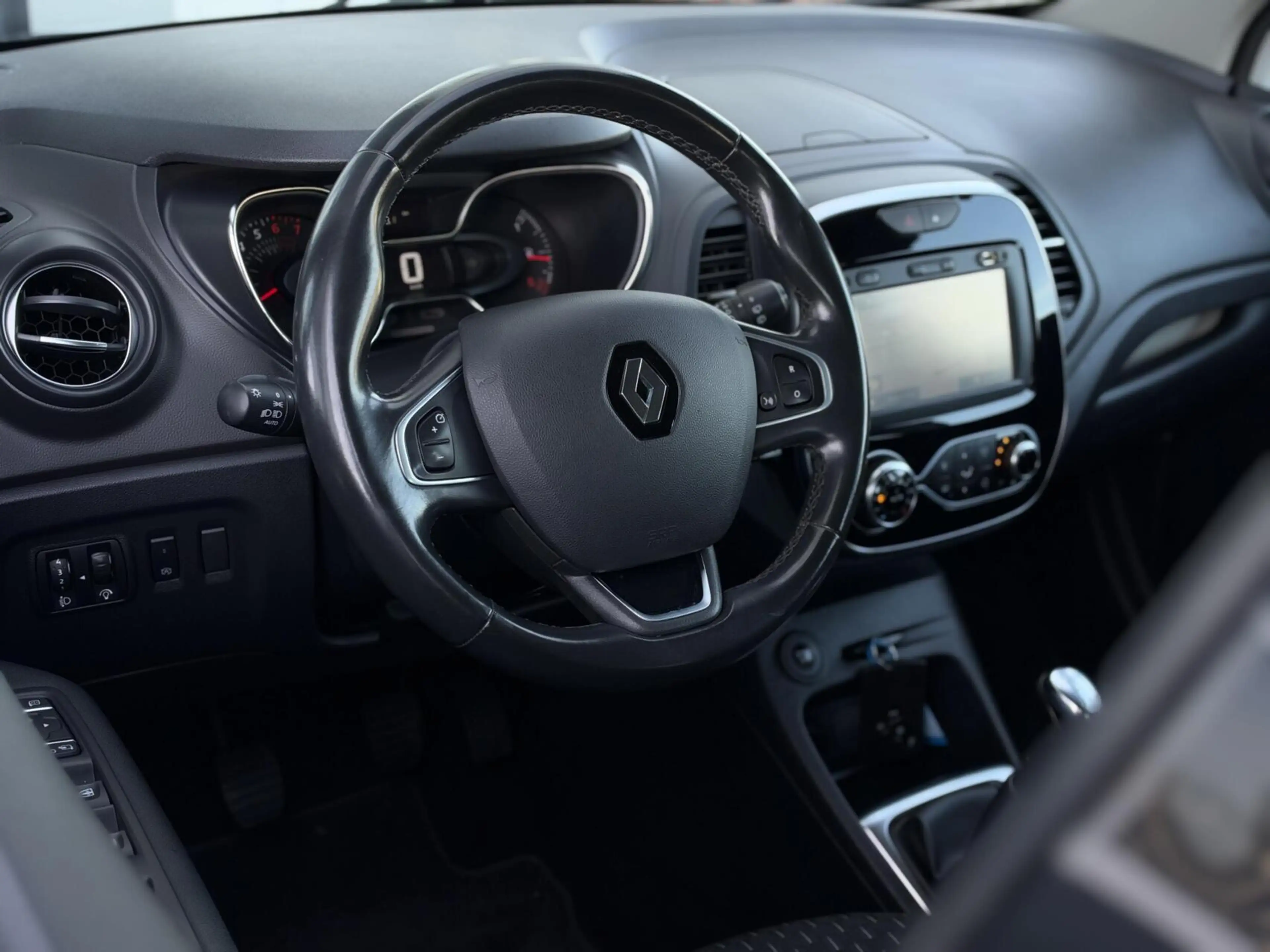 Renault Captur 0.9 TCe Intens | Navigatie | Cruise | Climate | LE — photo 8
