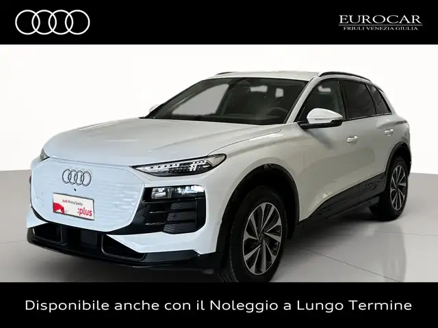 Audi Q6 e-tron performance business advanced 326cv