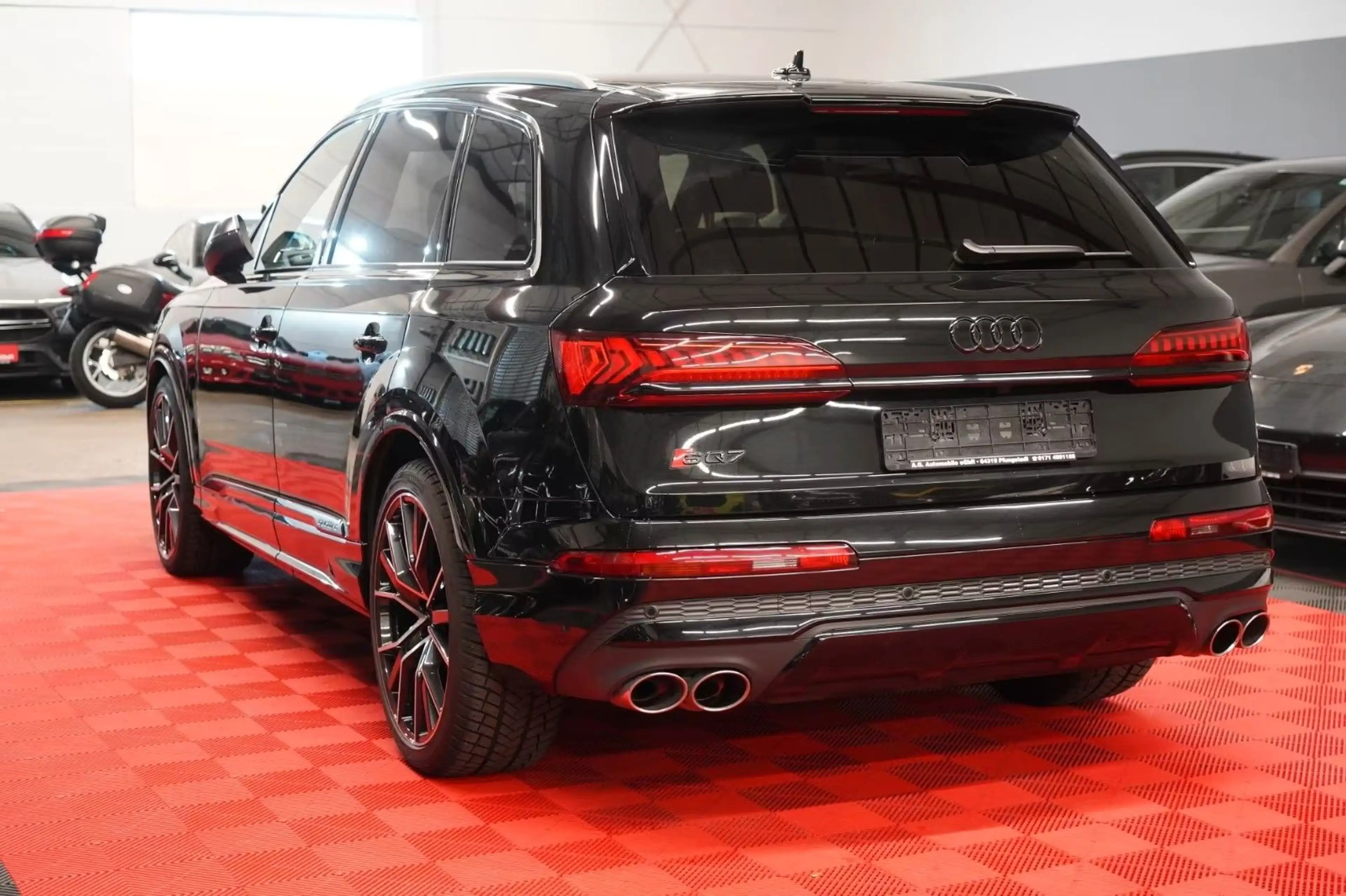 Audi SQ7 4.0 TFSI Quattro 1.Hand*Unfallfrei*S-Close* — photo 9