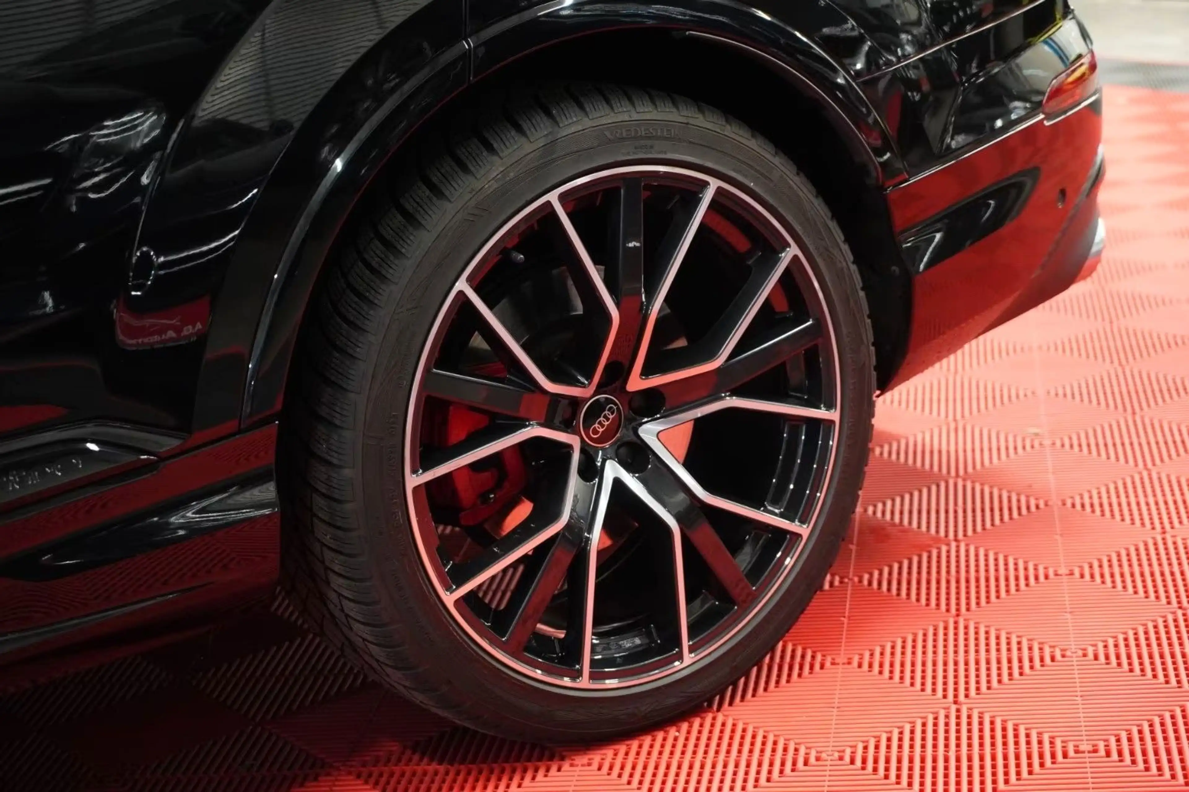 Audi SQ7 4.0 TFSI Quattro 1.Hand*Unfallfrei*S-Close* — photo 11