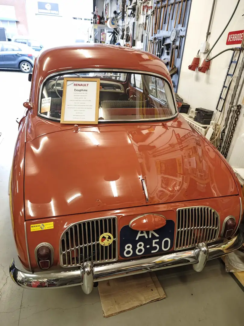Renault R 11 Dauphine Piros - 2