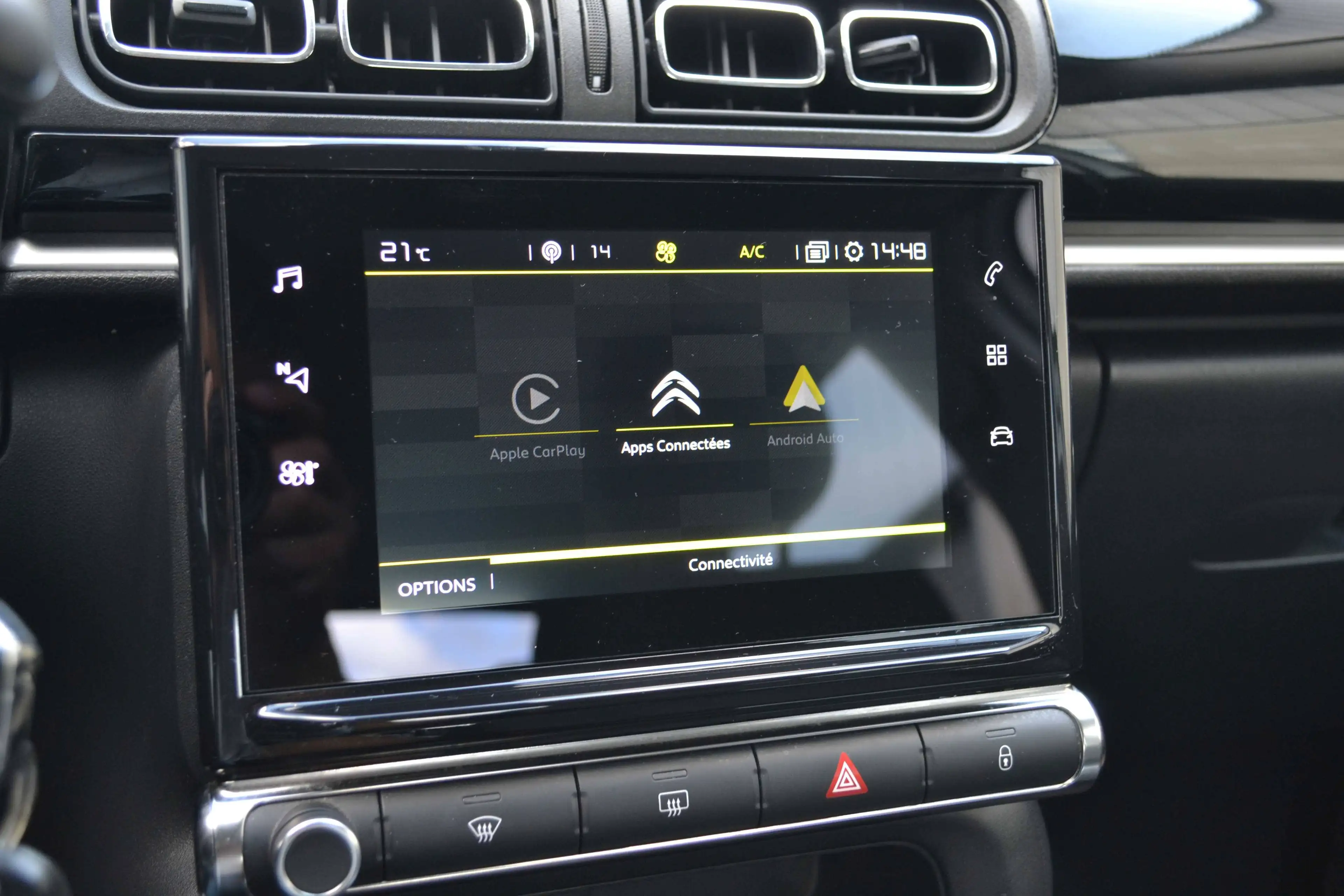 Citroen C3 1.2 Shine EAT6 110CV Airco/Navi/Led/Airbump TVA — photo 11